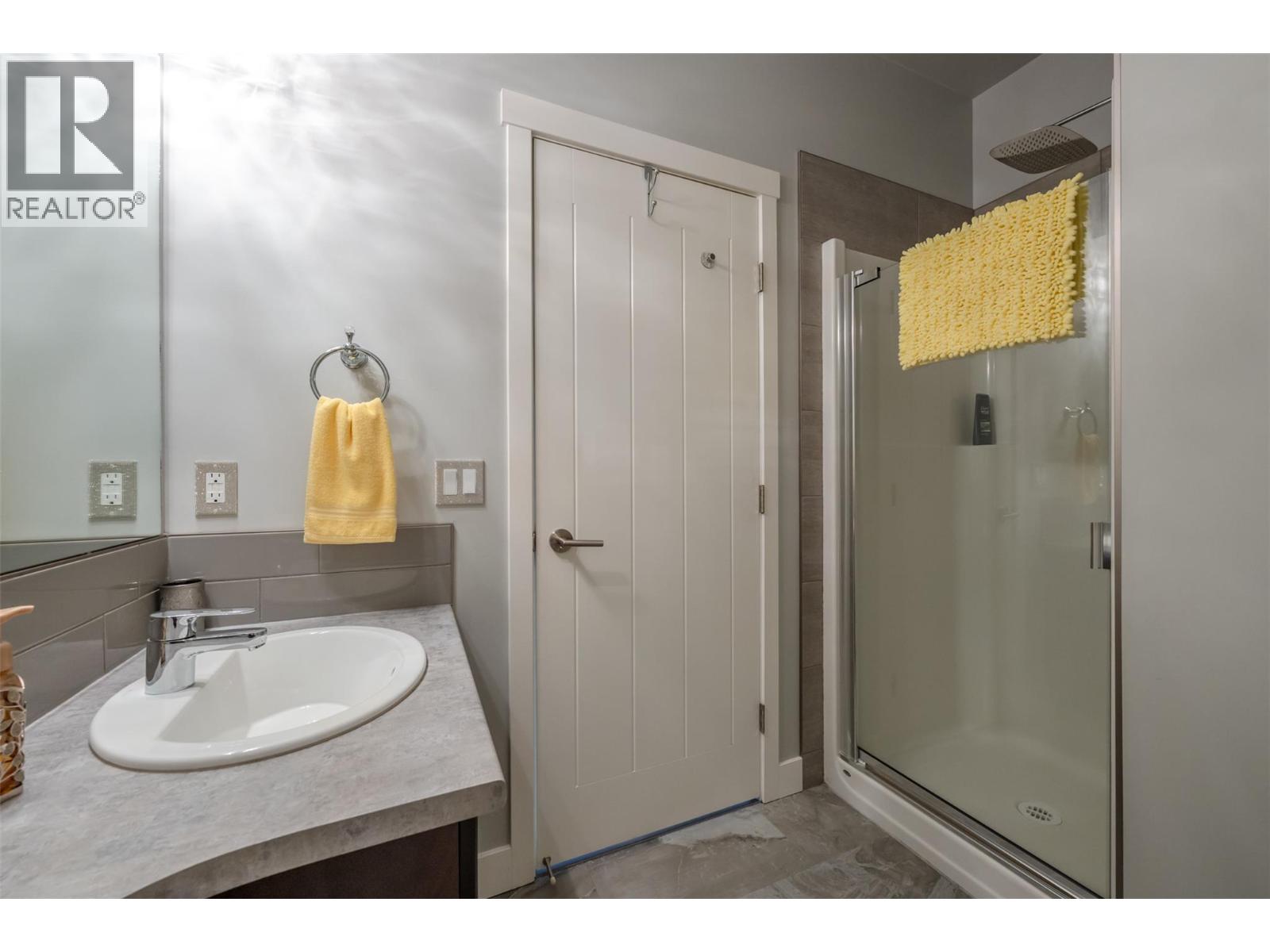  962 HOLDEN Road, Penticton