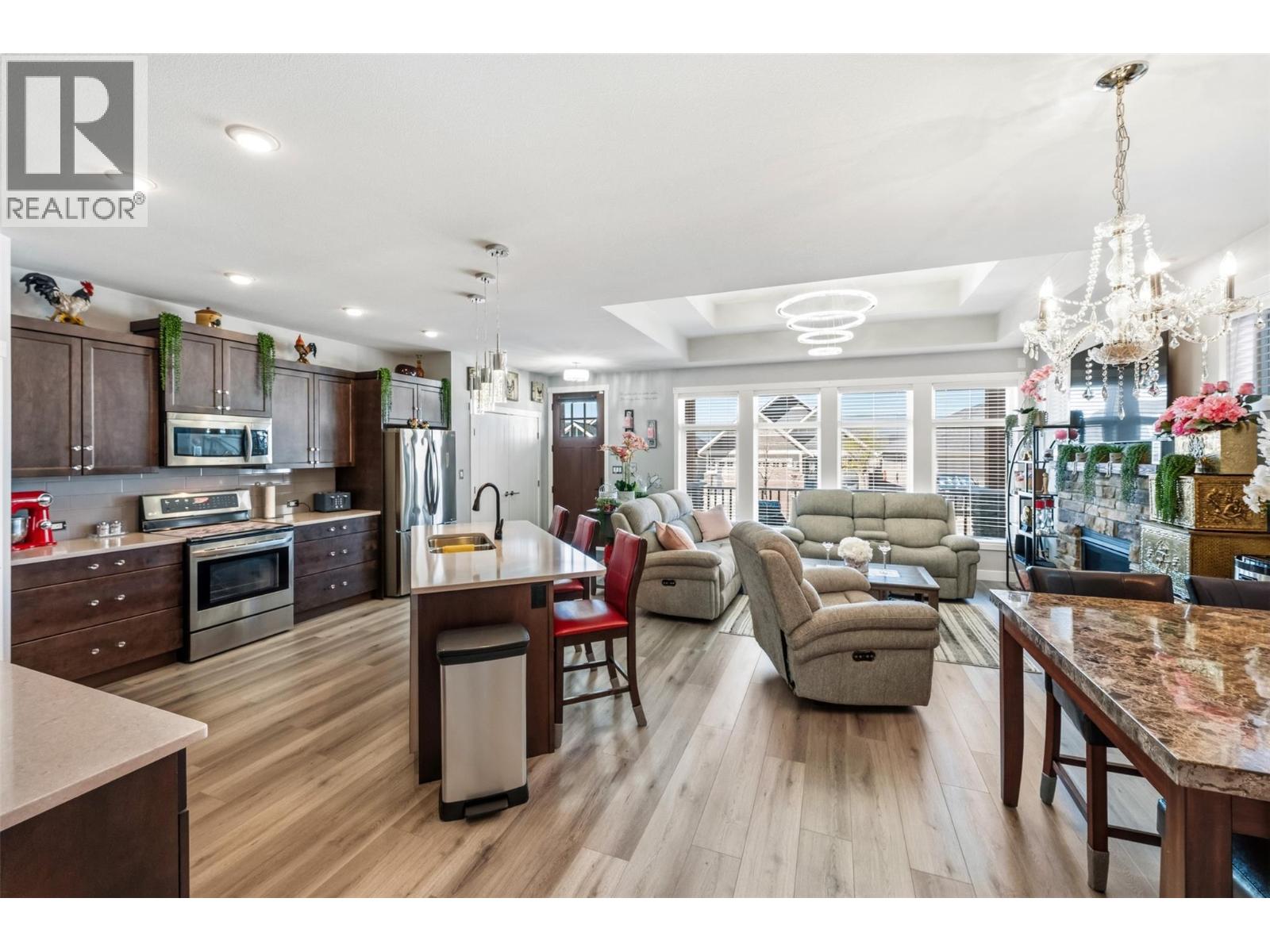  962 HOLDEN Road, Penticton