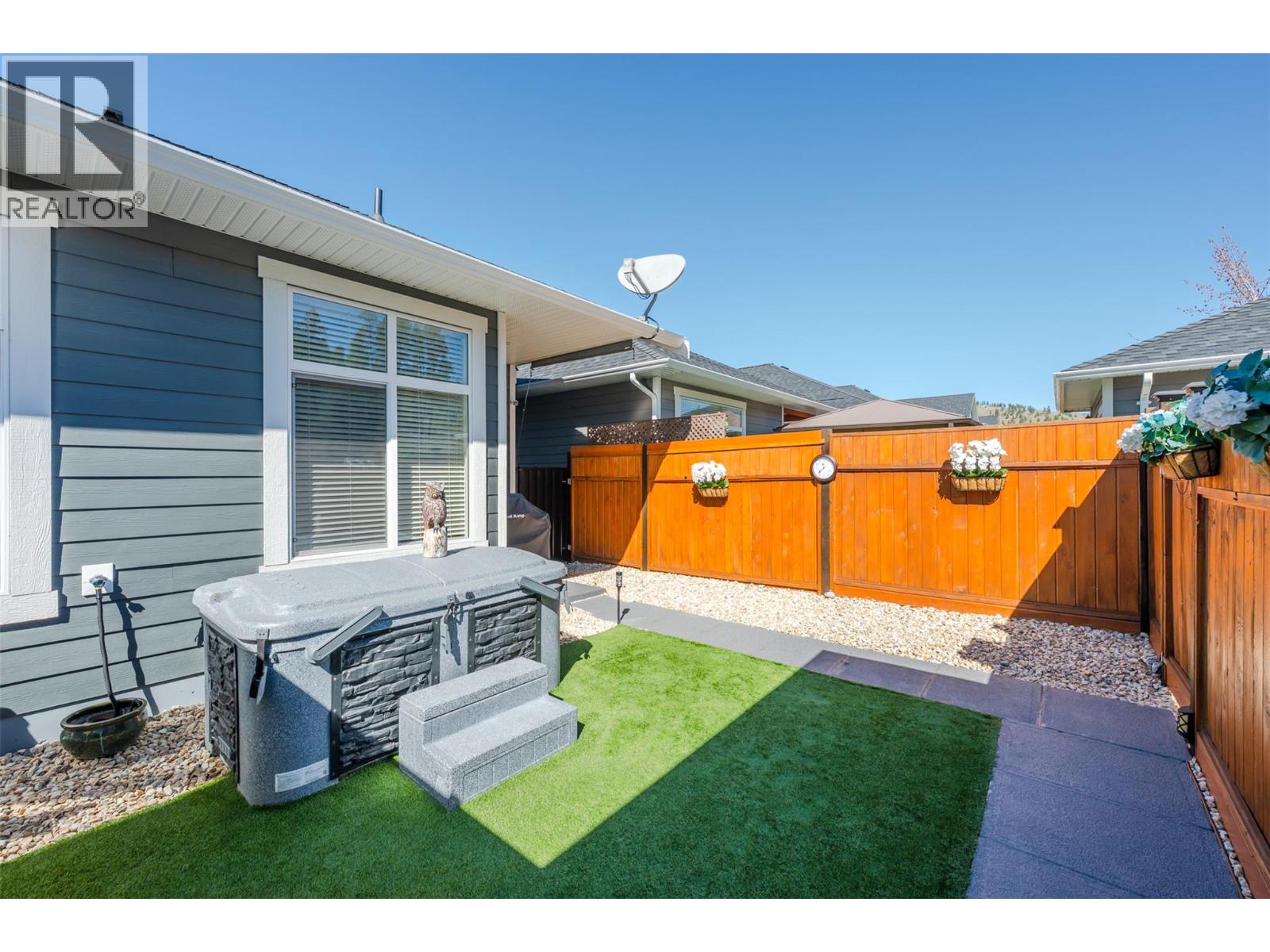  962 HOLDEN Road, Penticton