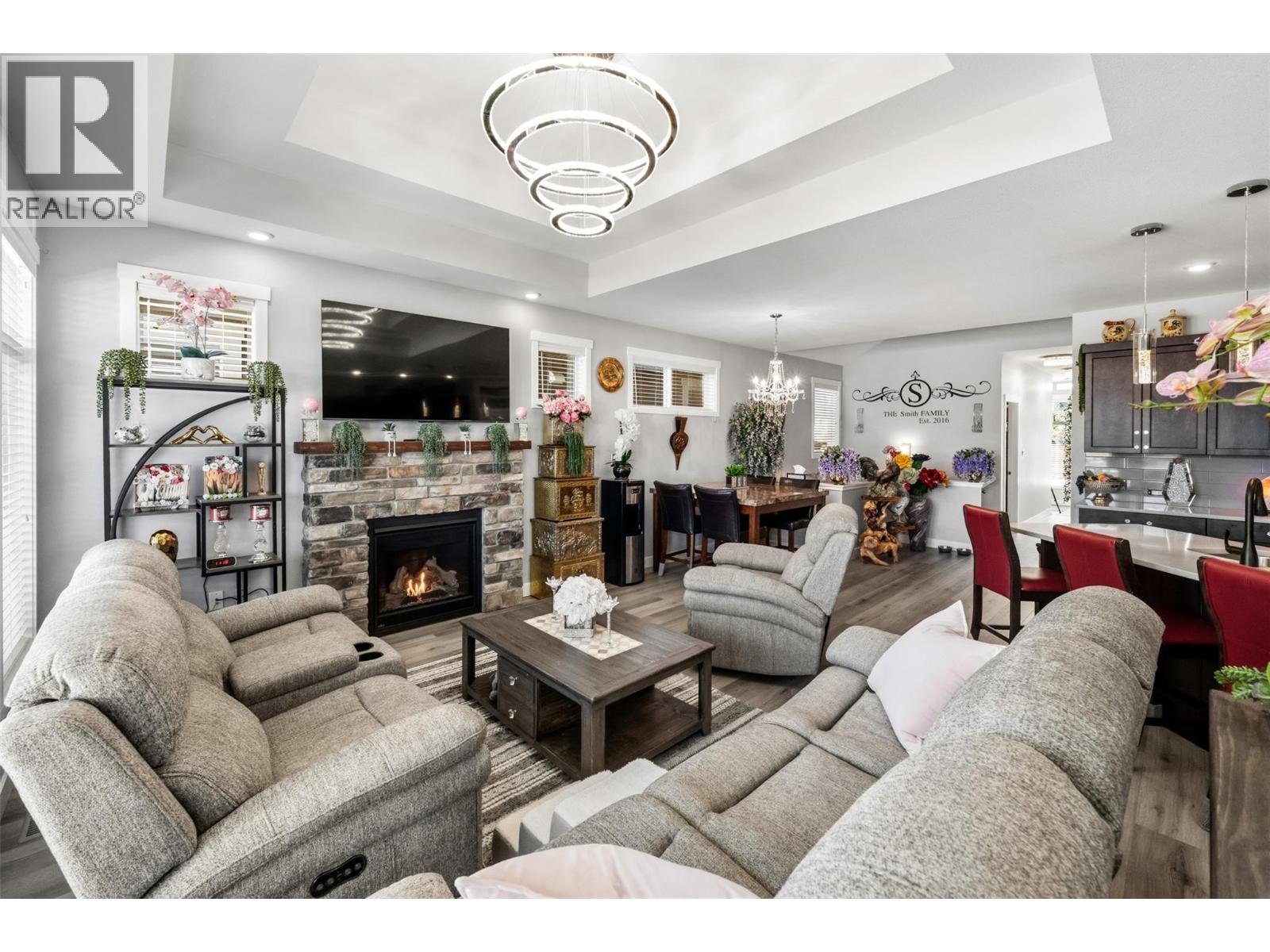  962 HOLDEN Road, Penticton