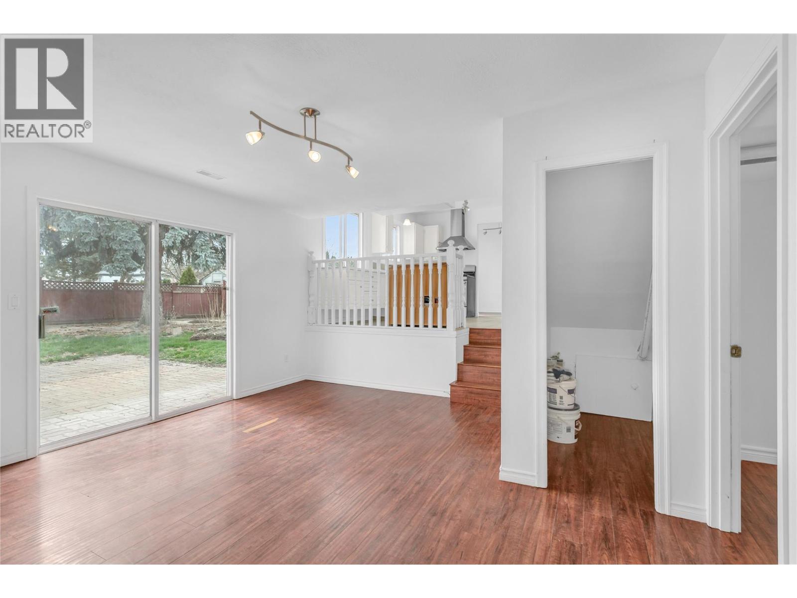 693 PARET PLACE - 21