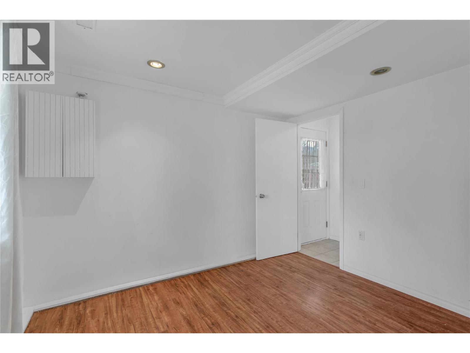 693 Paret Place - 37