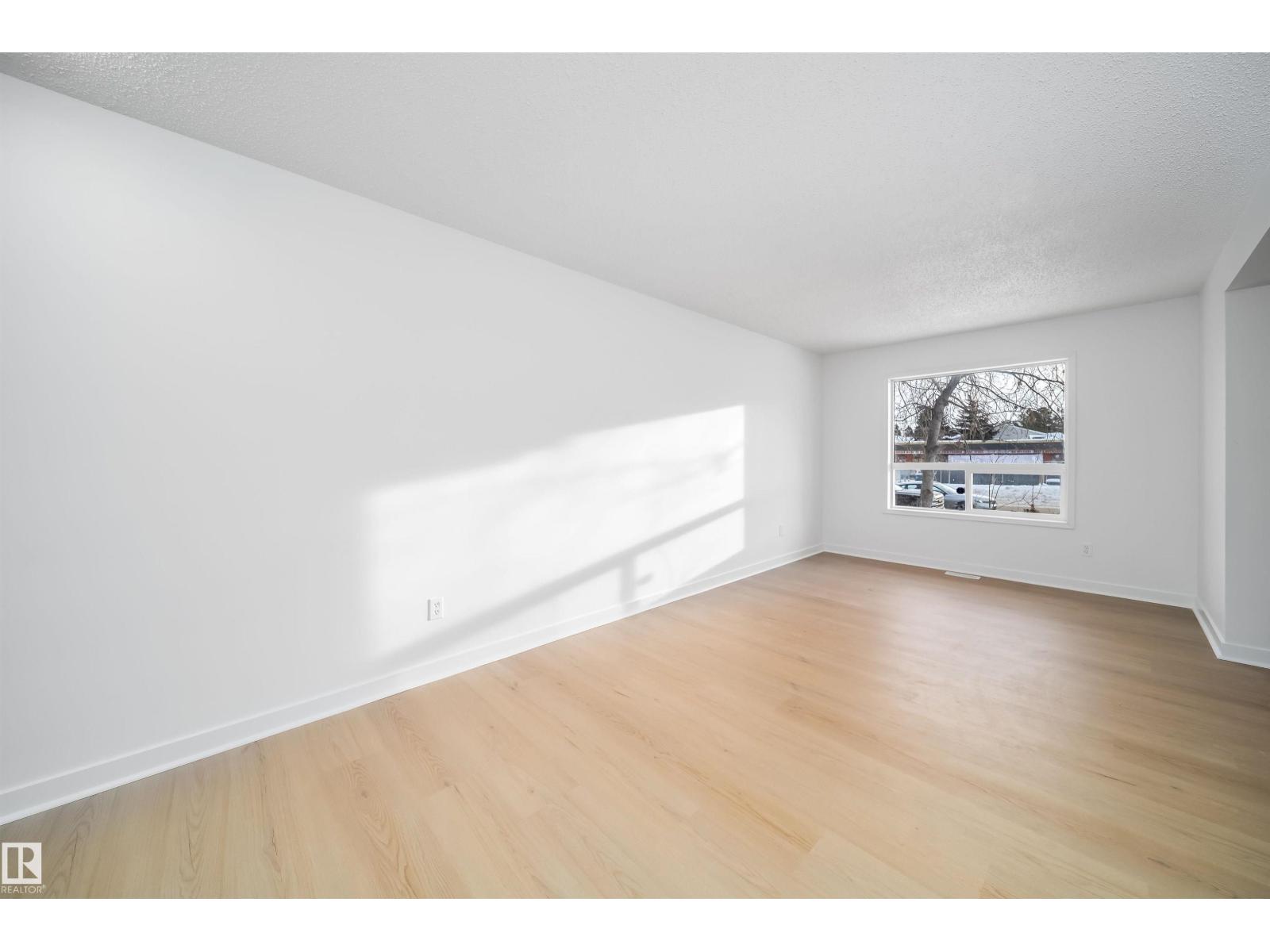 1576 MILL WOODS RD E NW, Edmonton