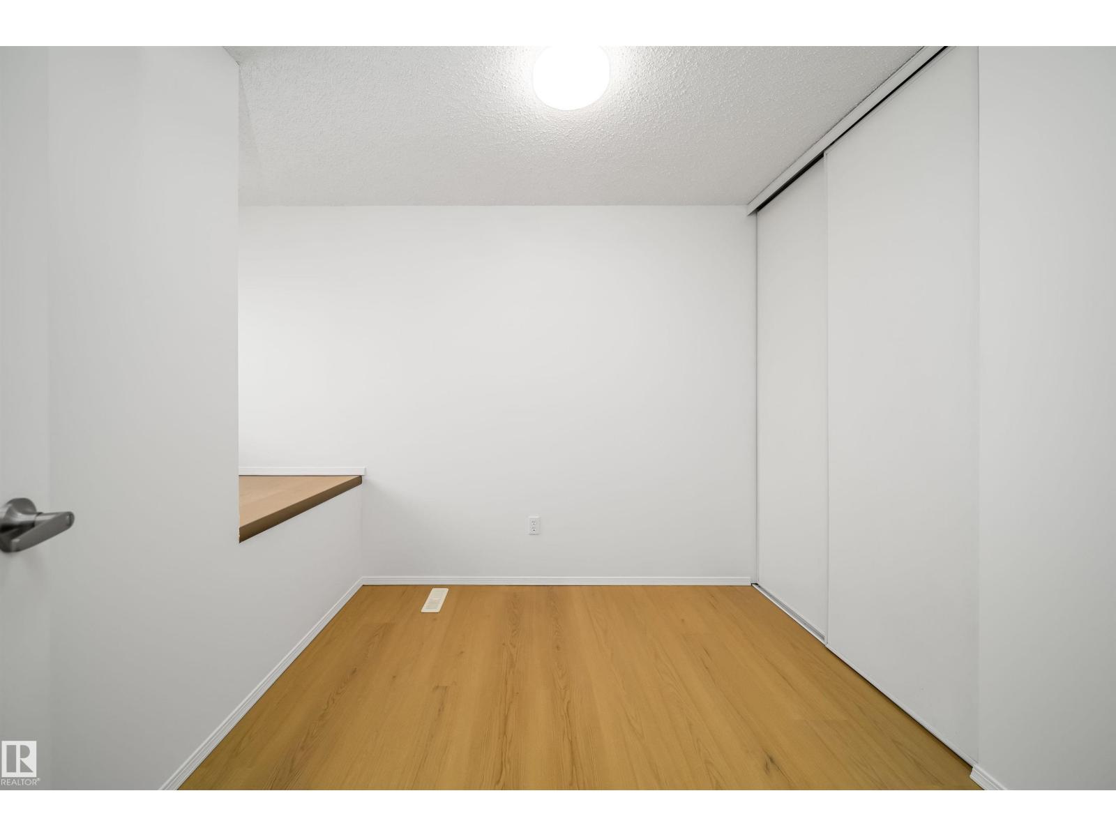 1576 MILL WOODS RD E NW, Edmonton