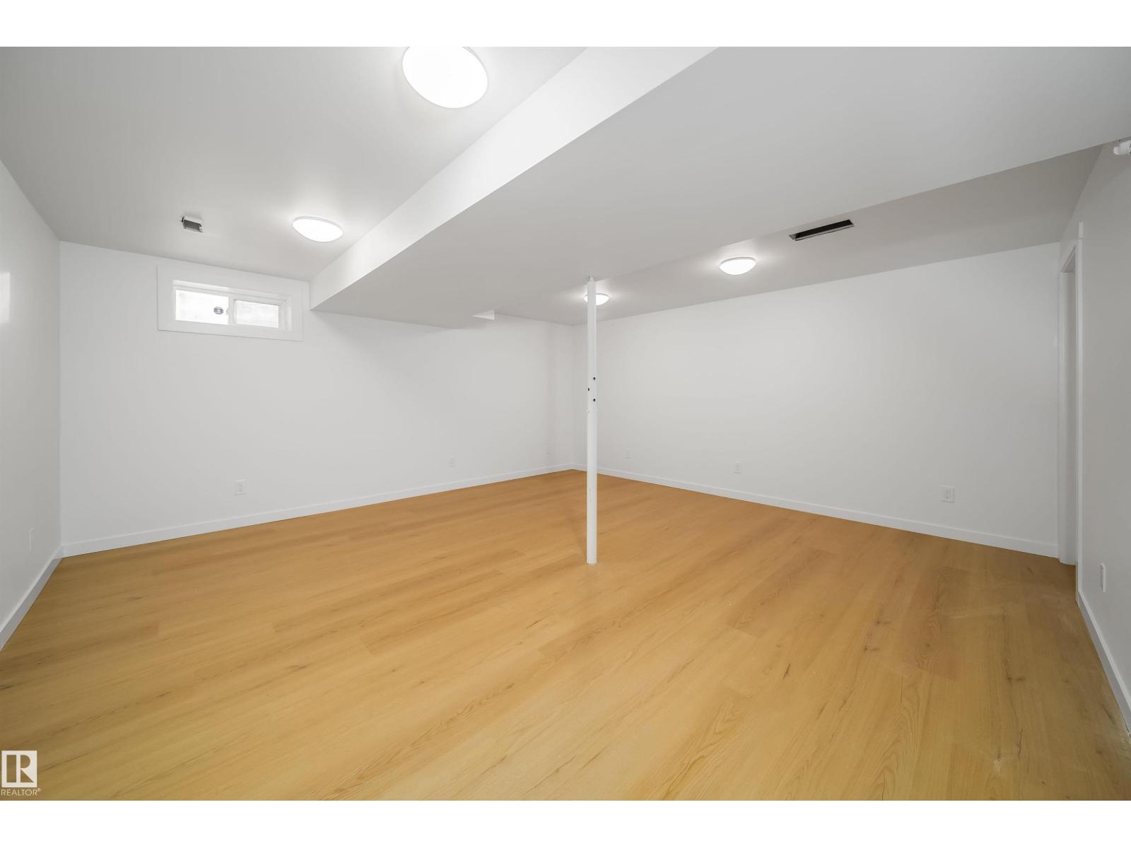 1576 MILL WOODS RD E NW, Edmonton