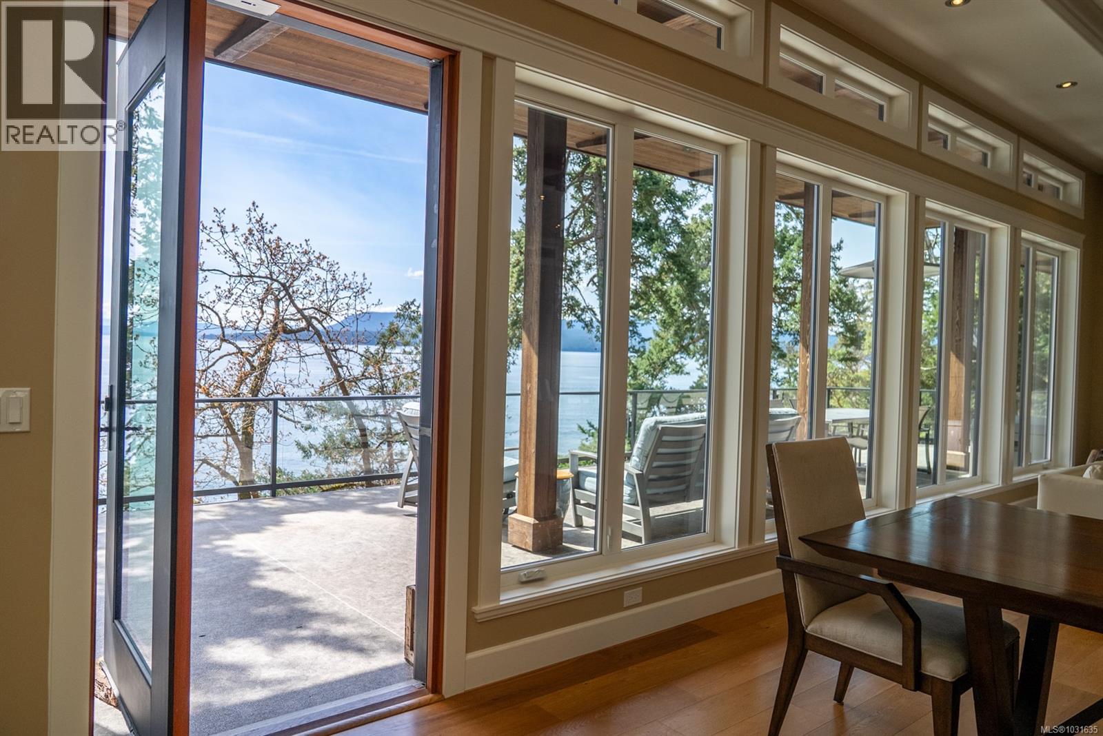  1369 Mackinnon Road, Pender Island