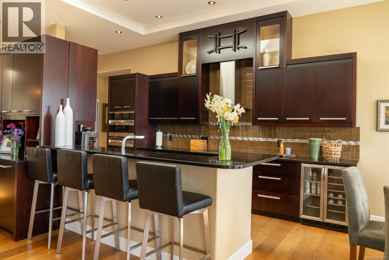  1369 Mackinnon Road, Pender Island