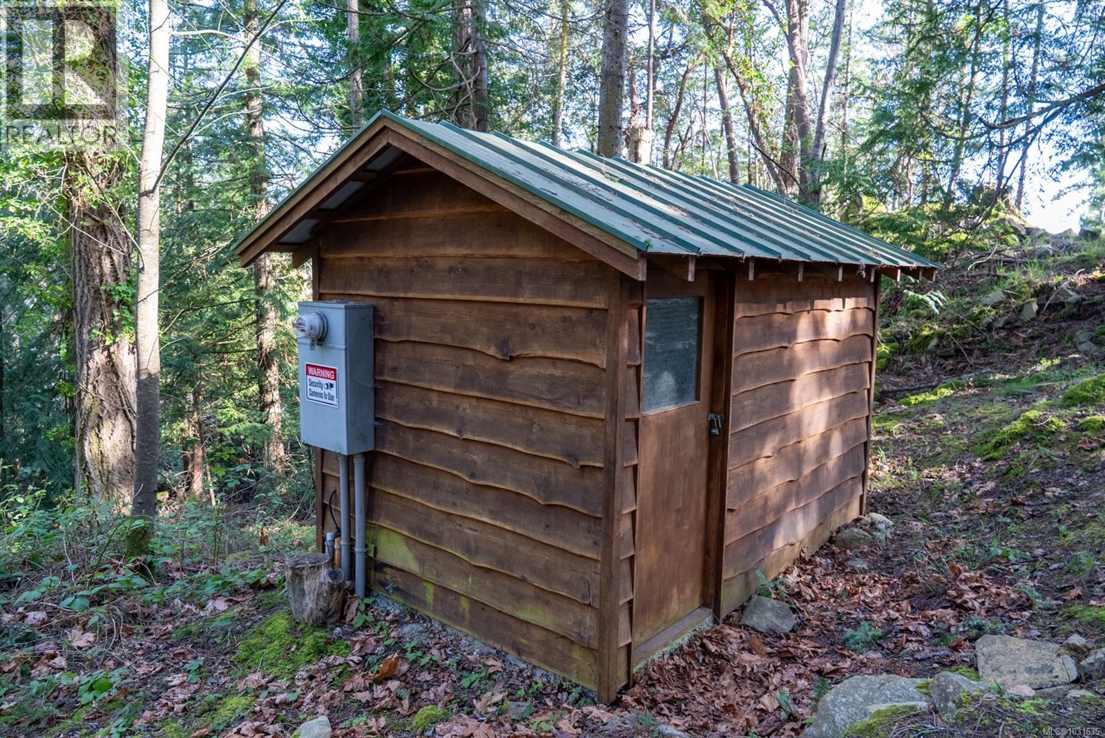  1369 Mackinnon Road, Pender Island