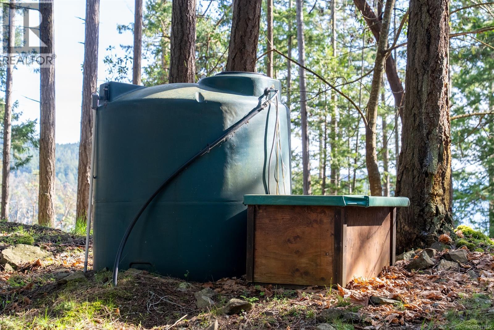  1369 Mackinnon Road, Pender Island