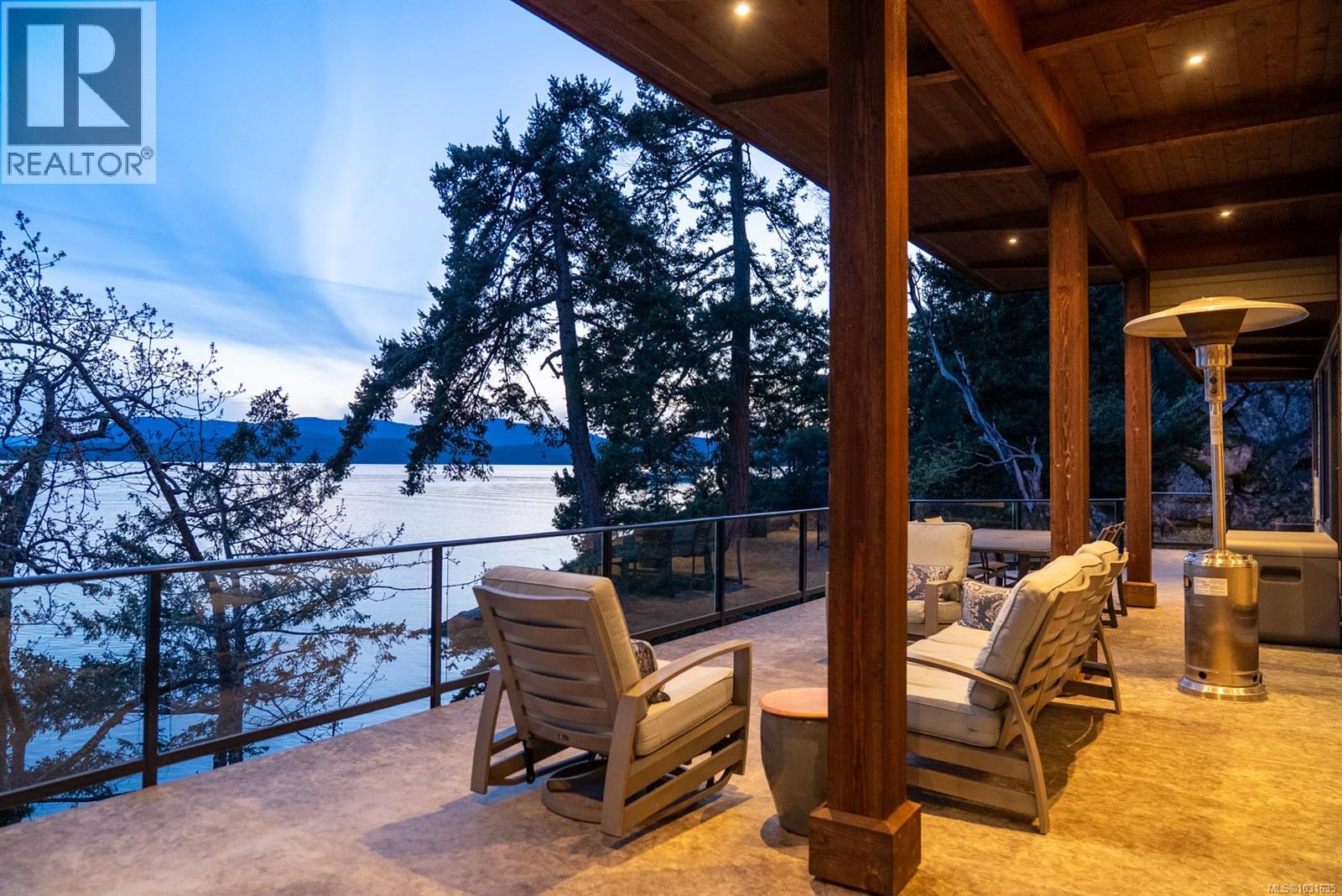  1369 Mackinnon Road, Pender Island