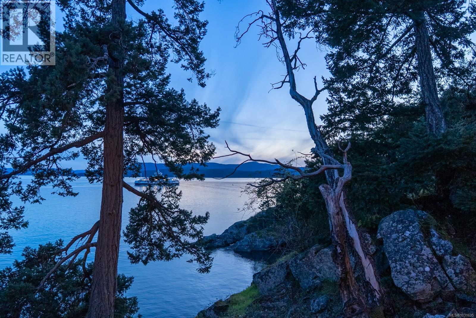  1369 Mackinnon Road, Pender Island