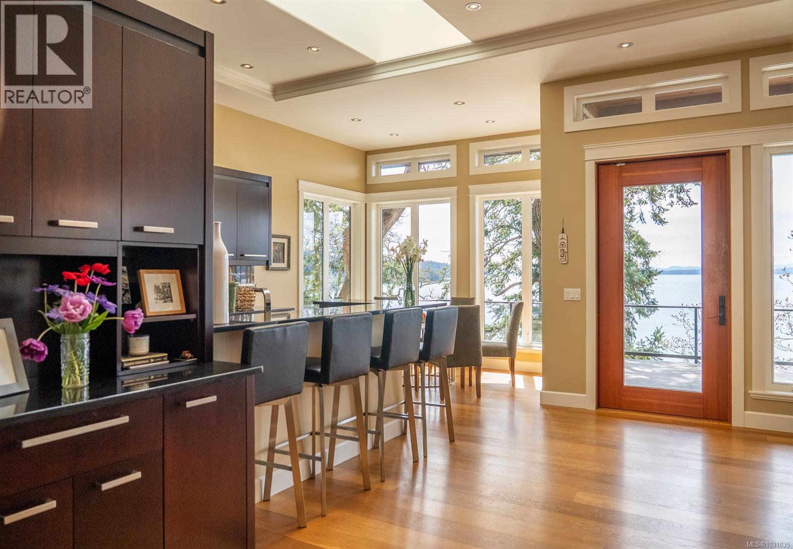  1369 Mackinnon Road, Pender Island