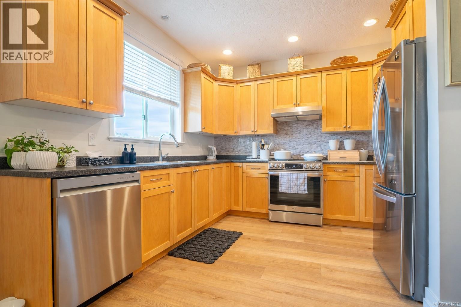 107 1924 Maple Avenue South, Sooke