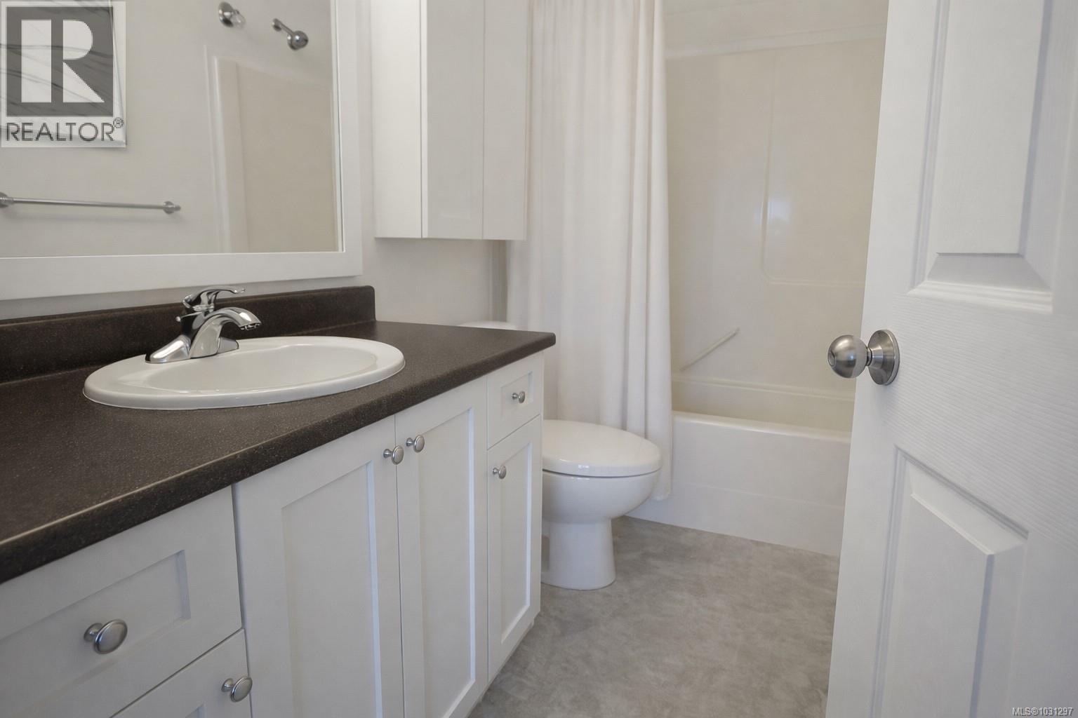 107 1924 Maple Avenue South, Sooke