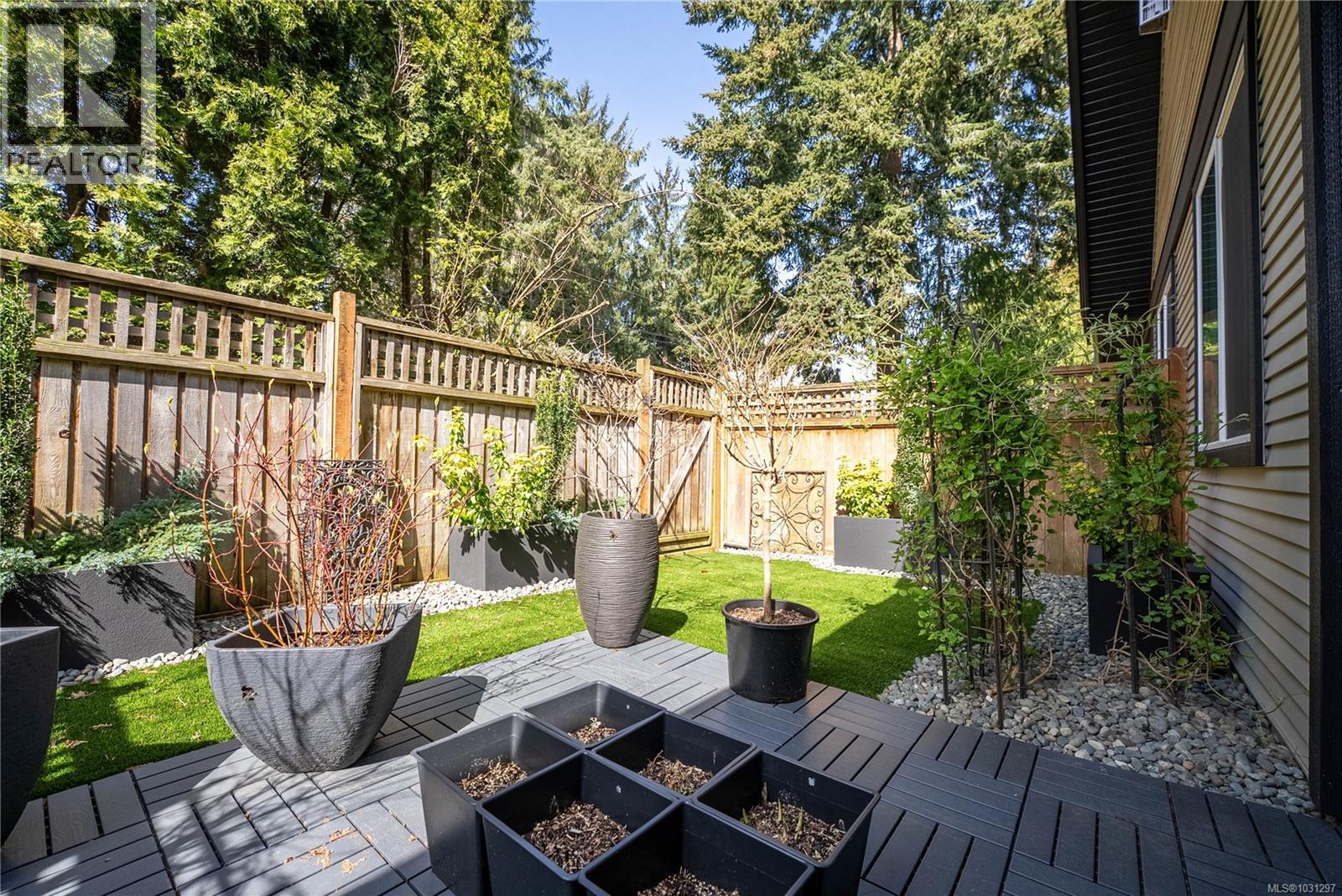 107 1924 Maple Avenue South, Sooke