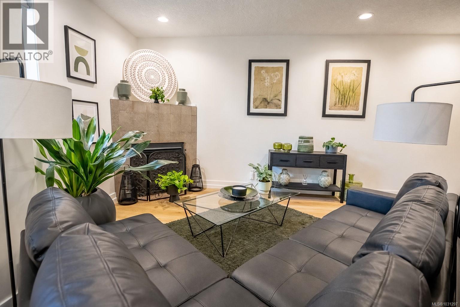 107 1924 Maple Avenue South, Sooke