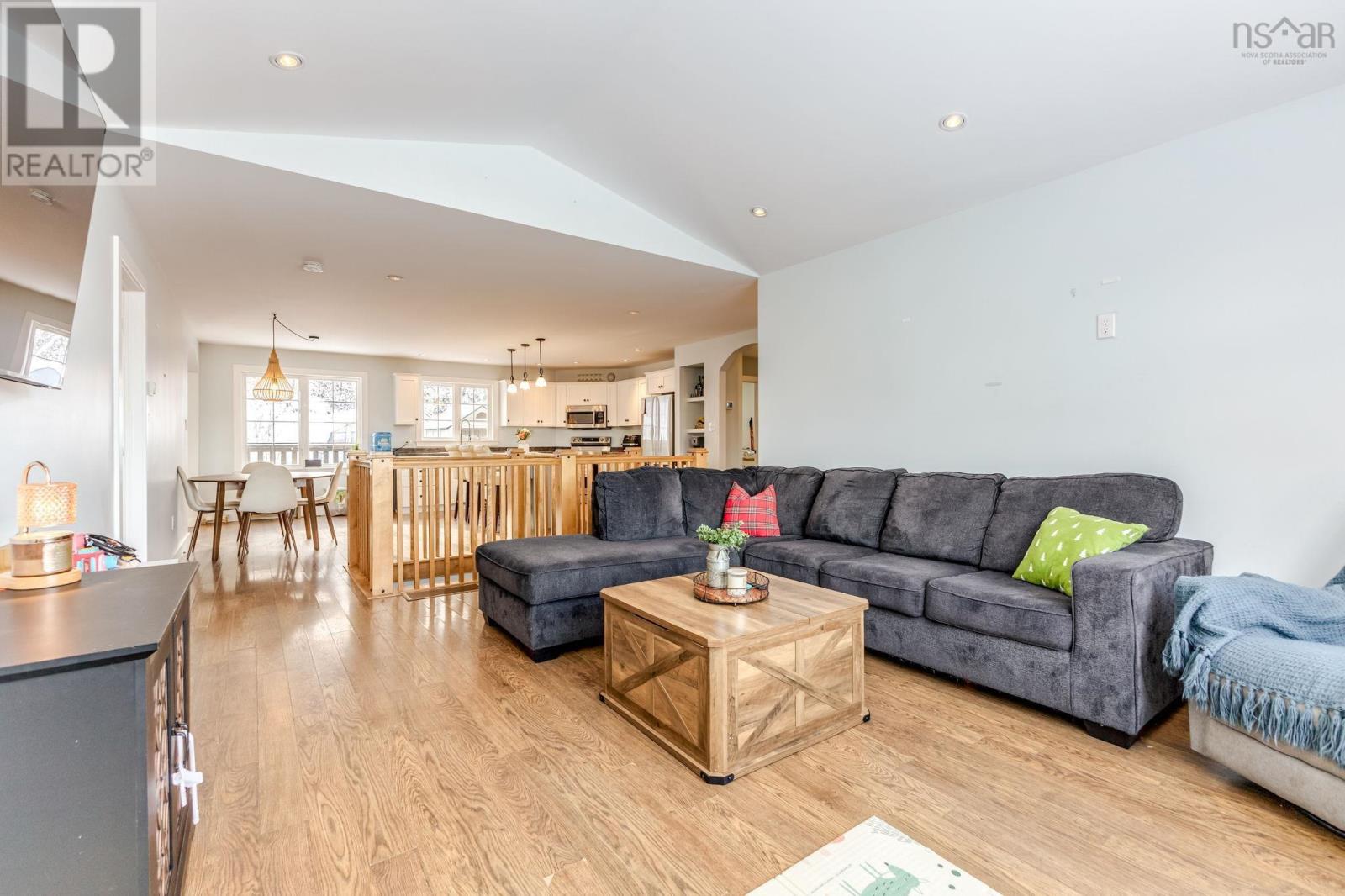 Property 8 of 38 of 61 Fourth Street