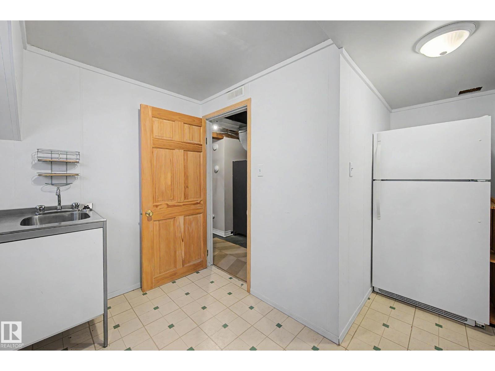 12140 91 ST NW, Edmonton