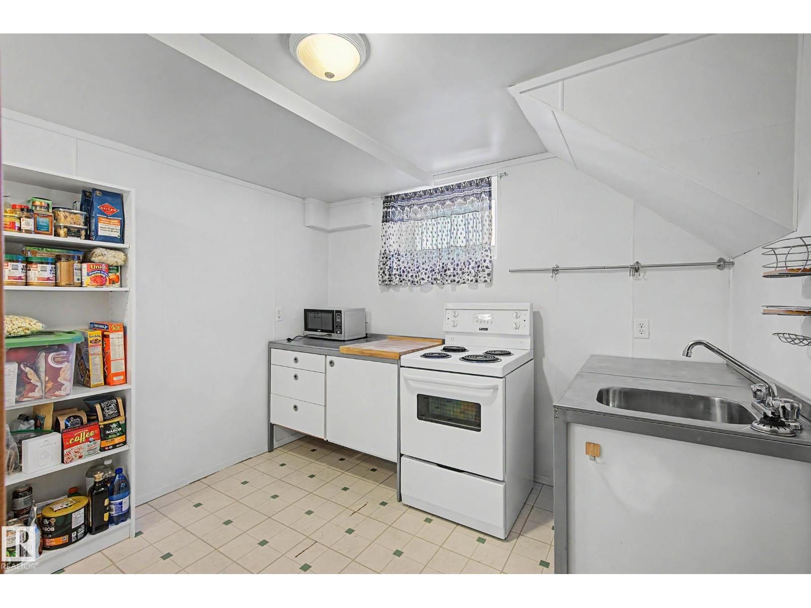 12140 91 ST NW, Edmonton