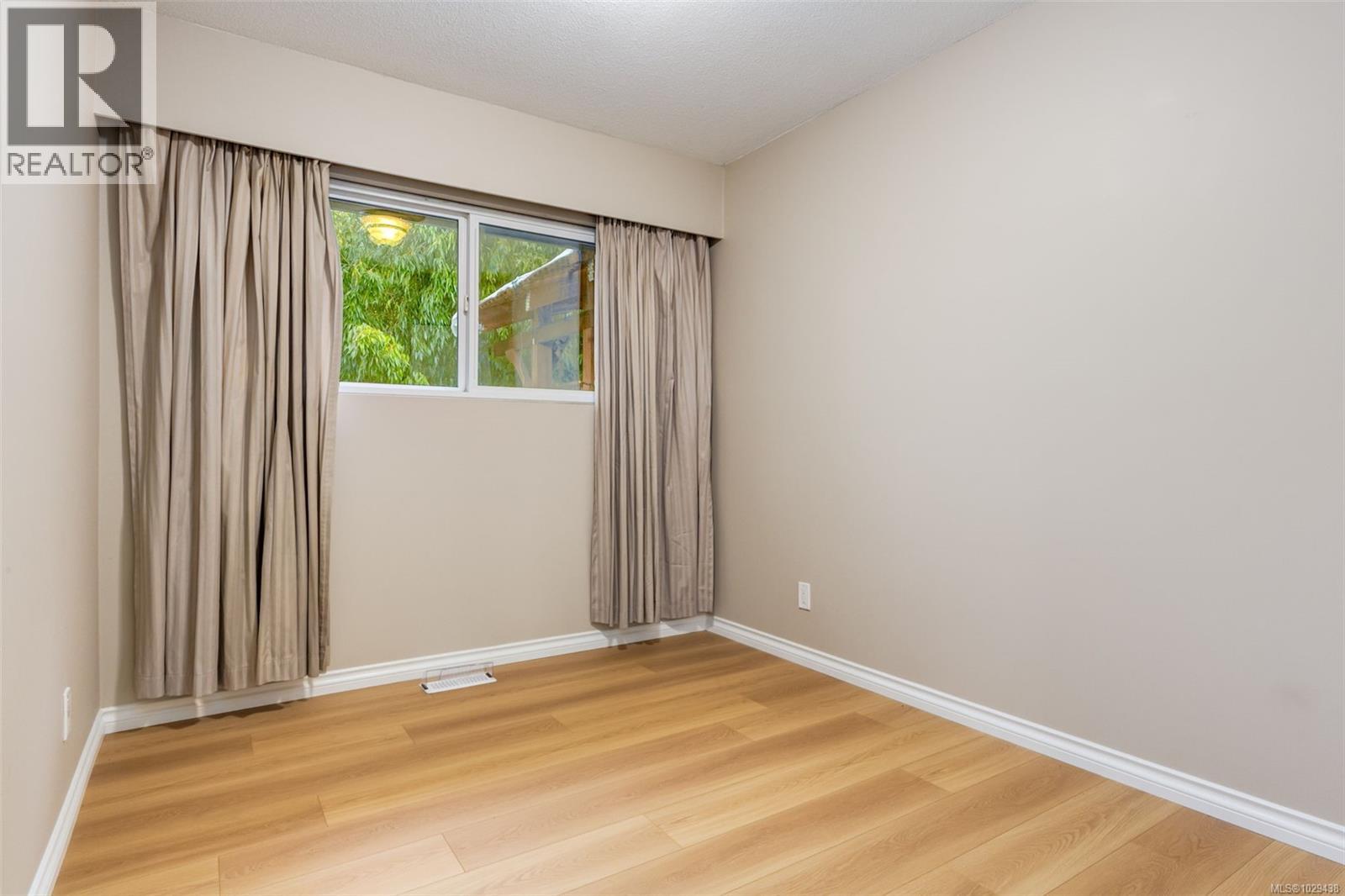 433 Poplar St - 23