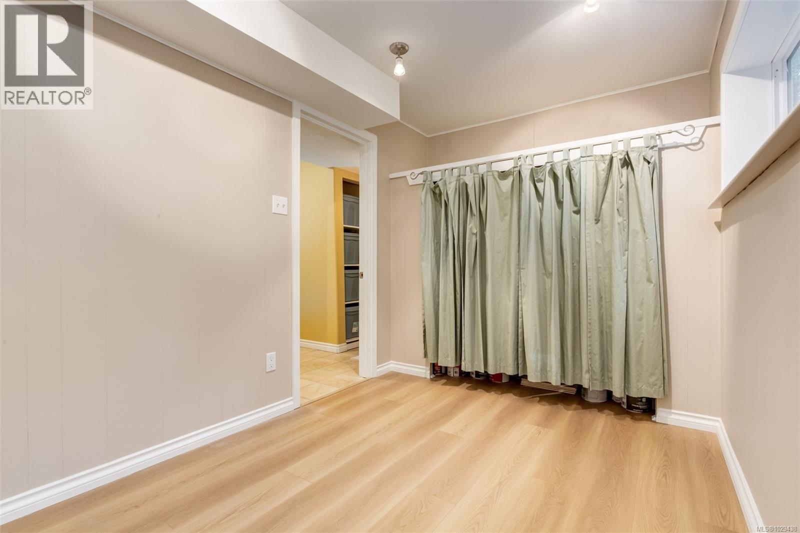 433 Poplar St - 35
