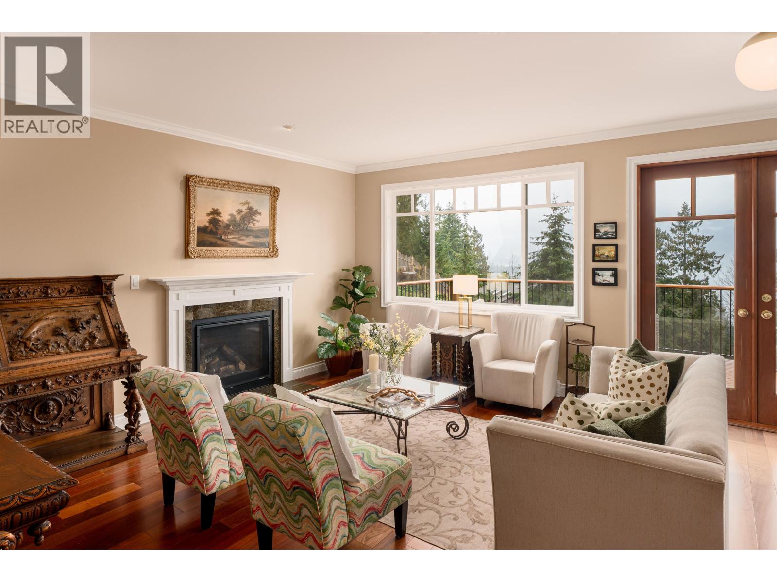 947 VILLAGE DRIVE, Bowen Island