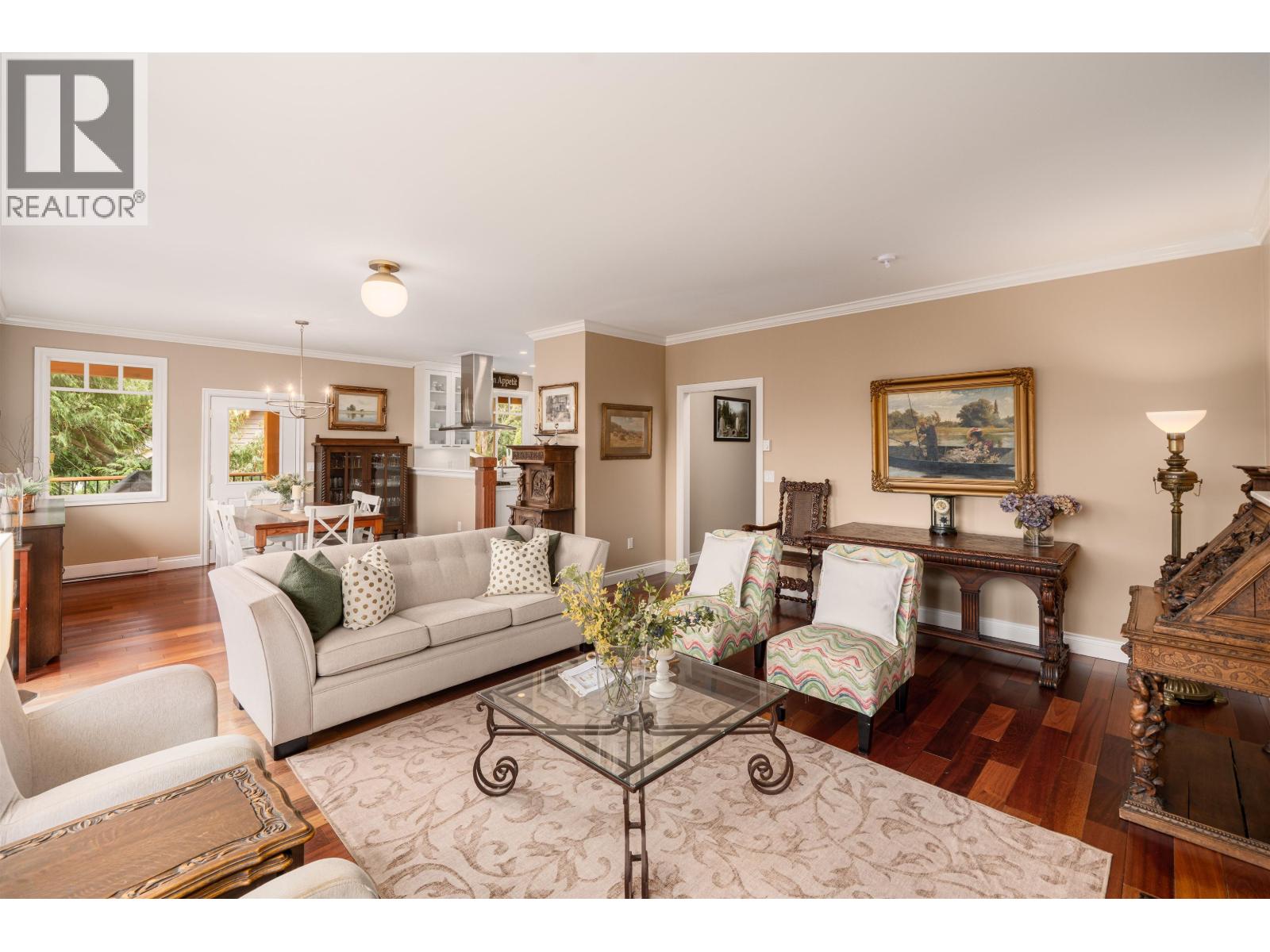 947 VILLAGE DRIVE, Bowen Island