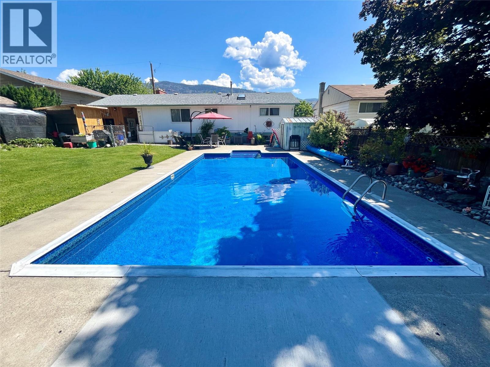 20 FINCH Crescent - 1