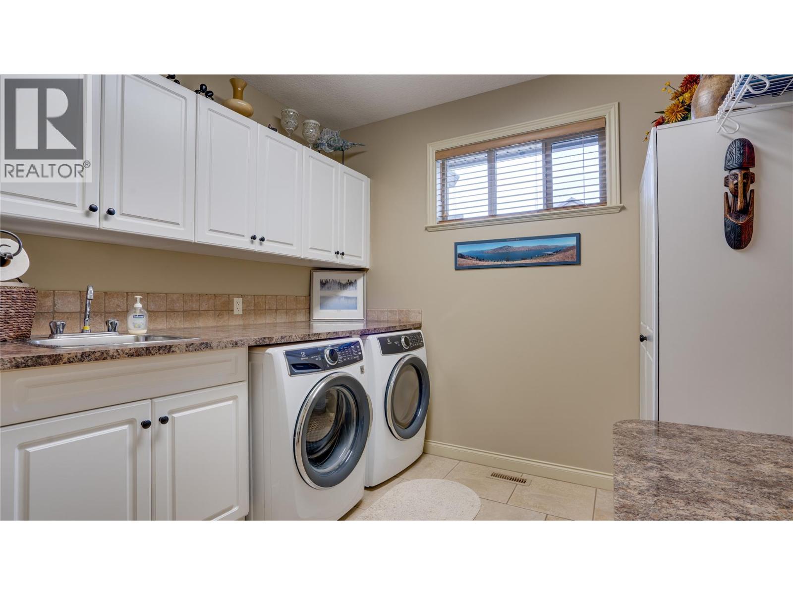 1008 Foothills Court, Vernon