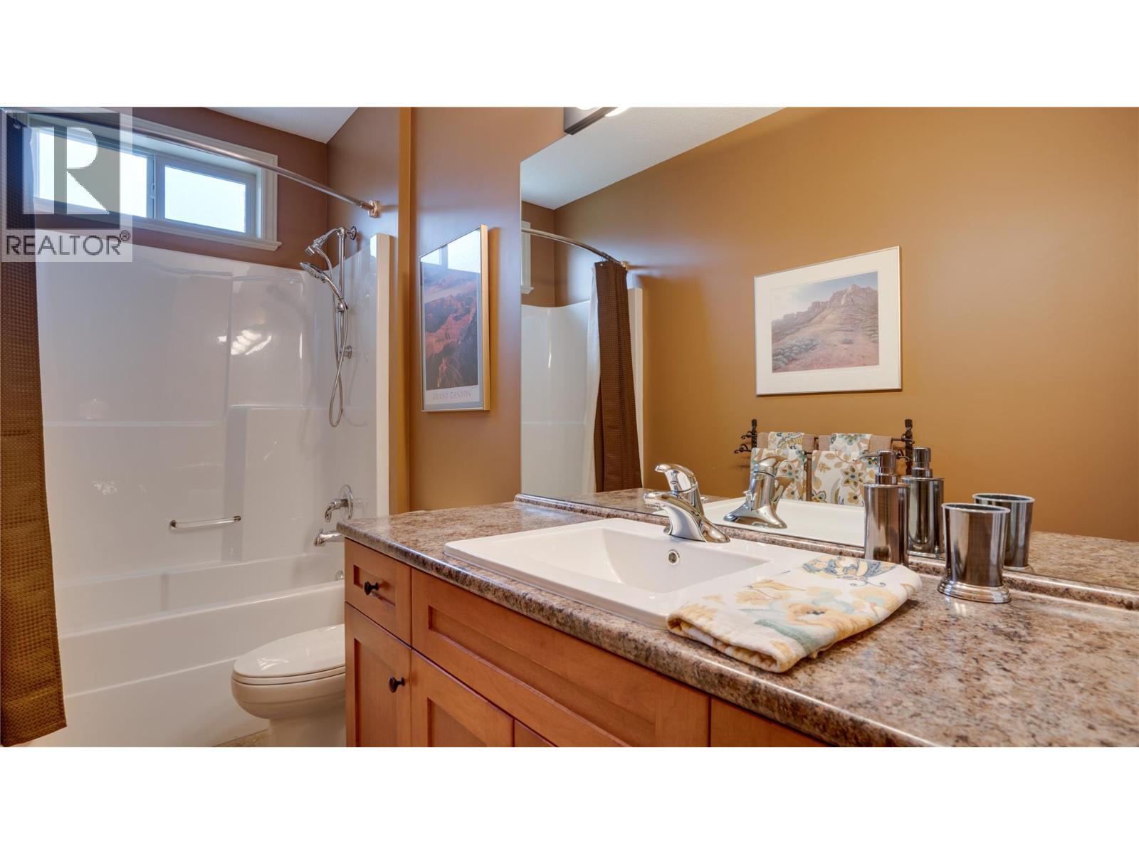 1008 Foothills Court, Vernon