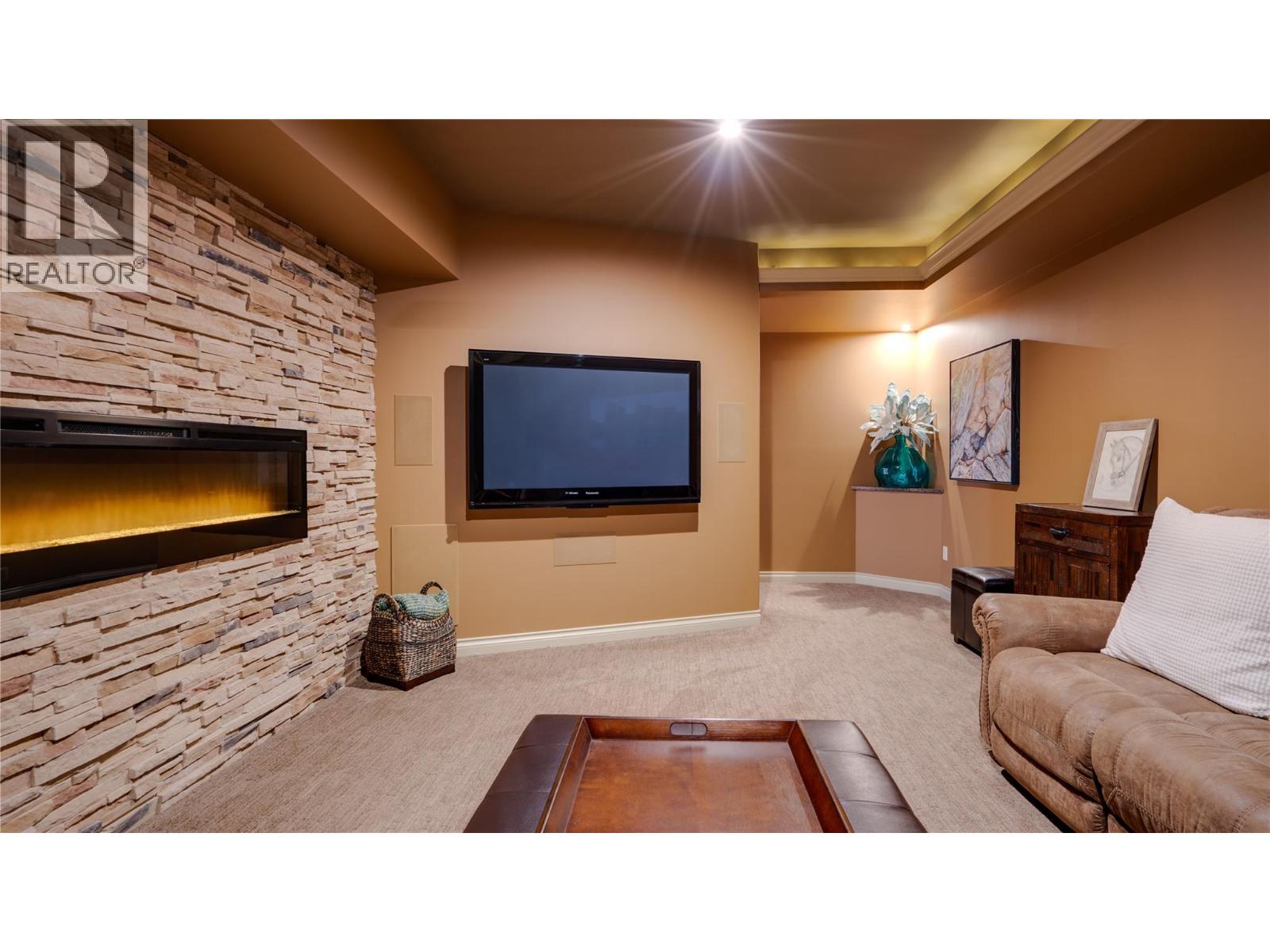 1008 Foothills Court, Vernon