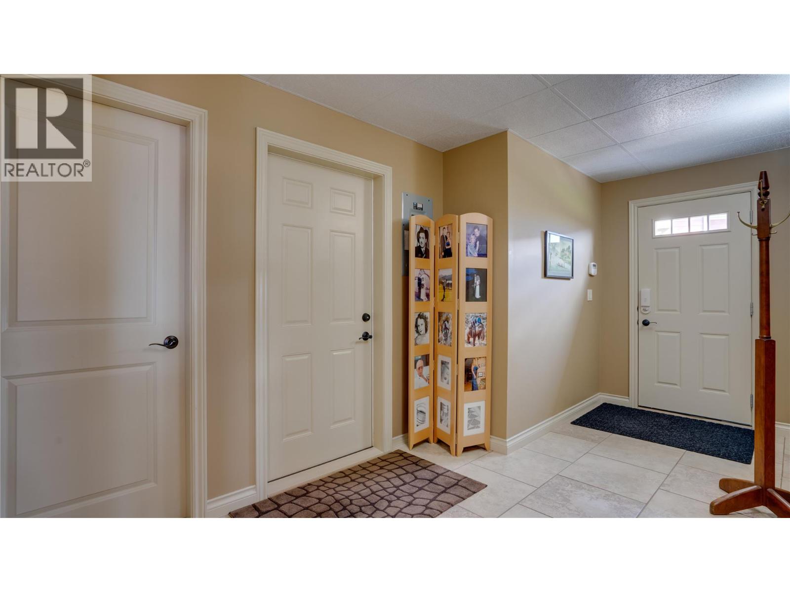 1008 Foothills Court, Vernon