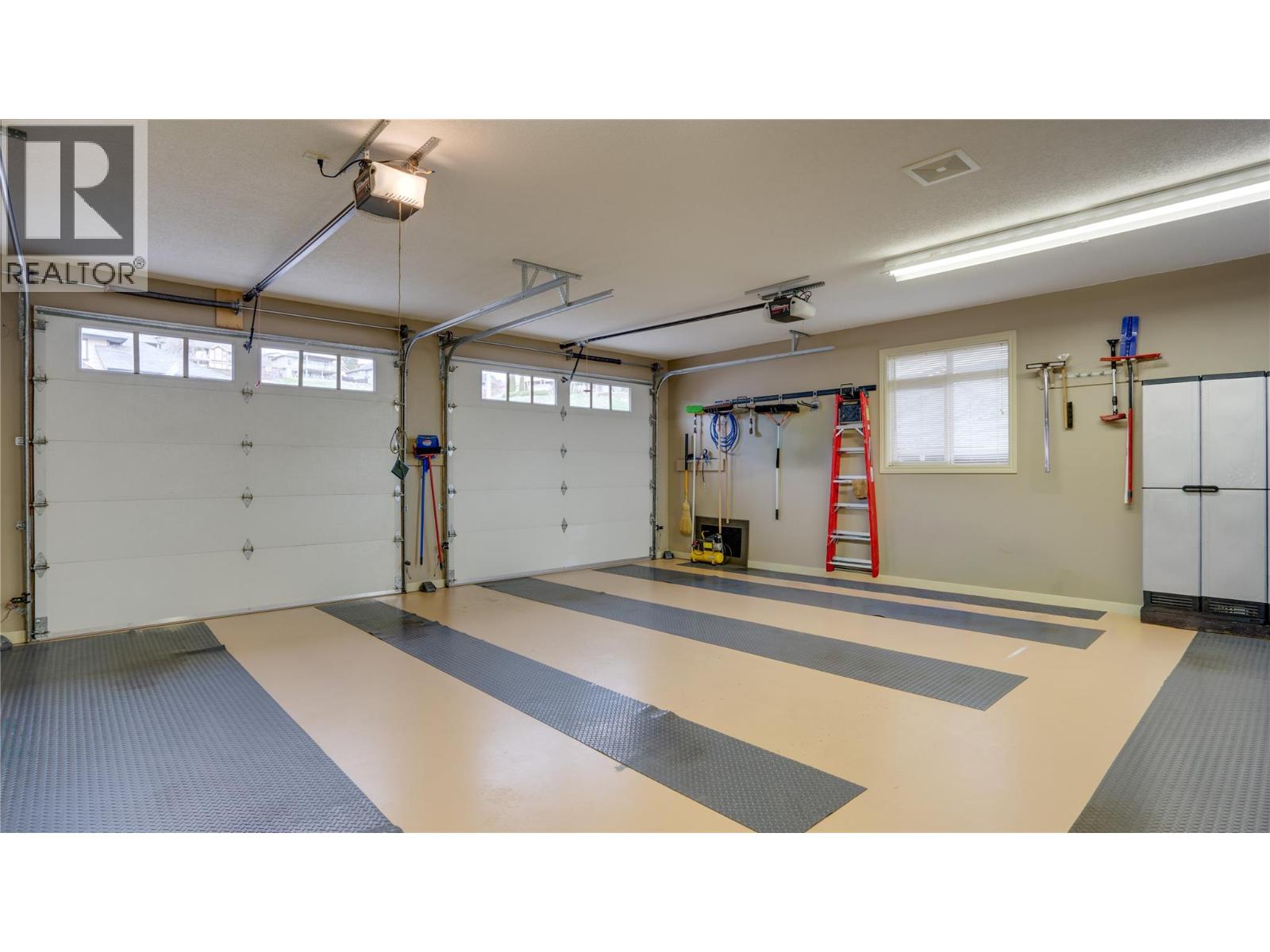 1008 Foothills Court, Vernon