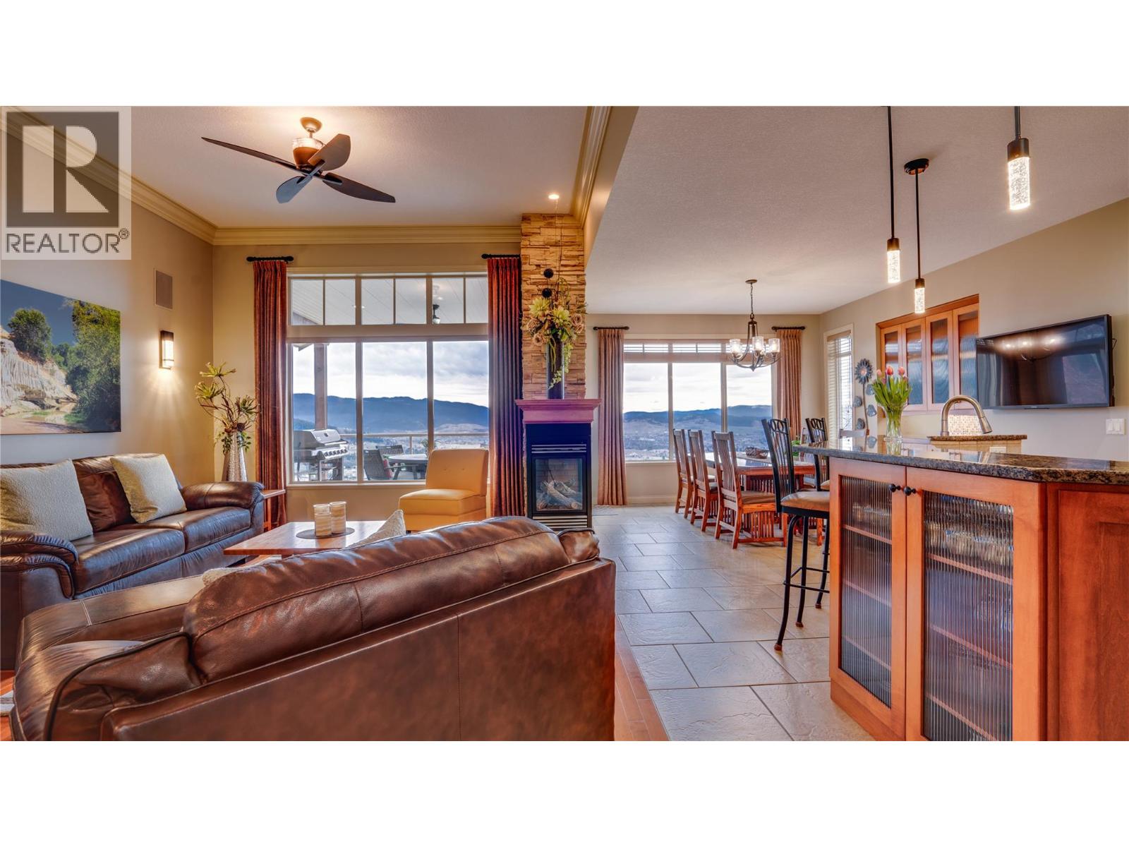 1008 Foothills Court, Vernon