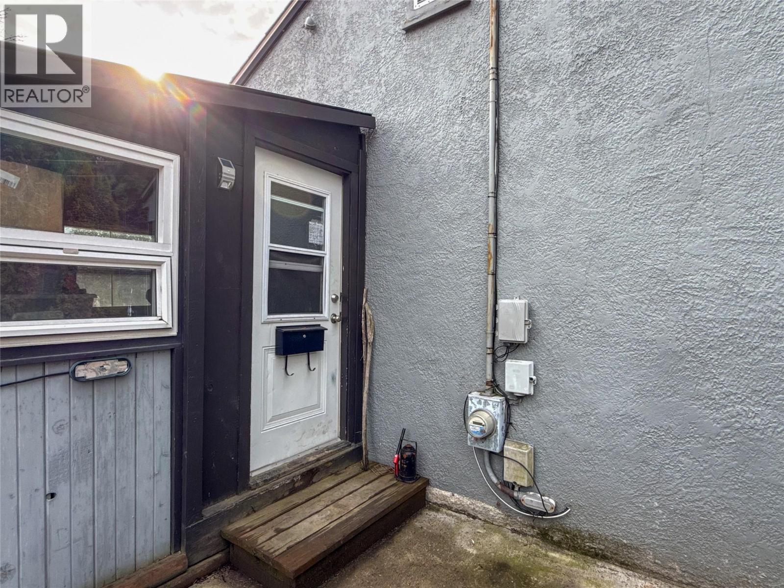 2533 Columbia Avenue, Castlegar