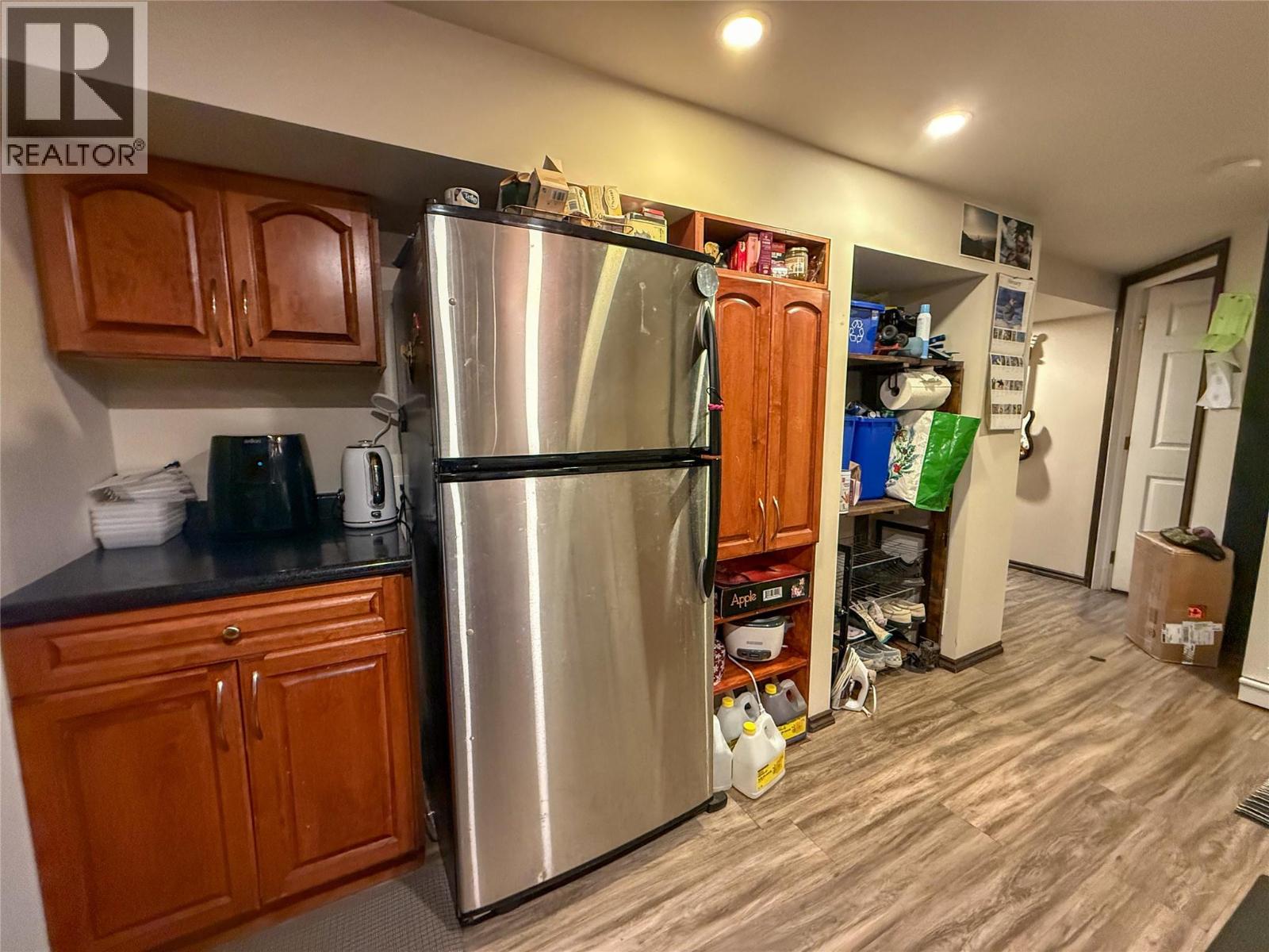 2533 Columbia Avenue, Castlegar