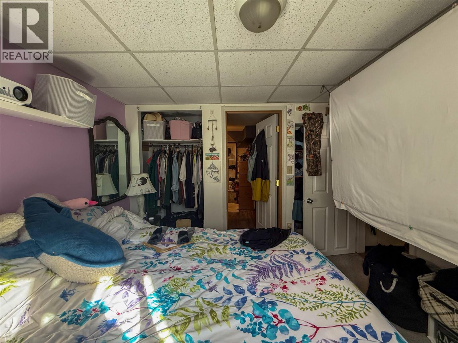 2533 Columbia Avenue, Castlegar