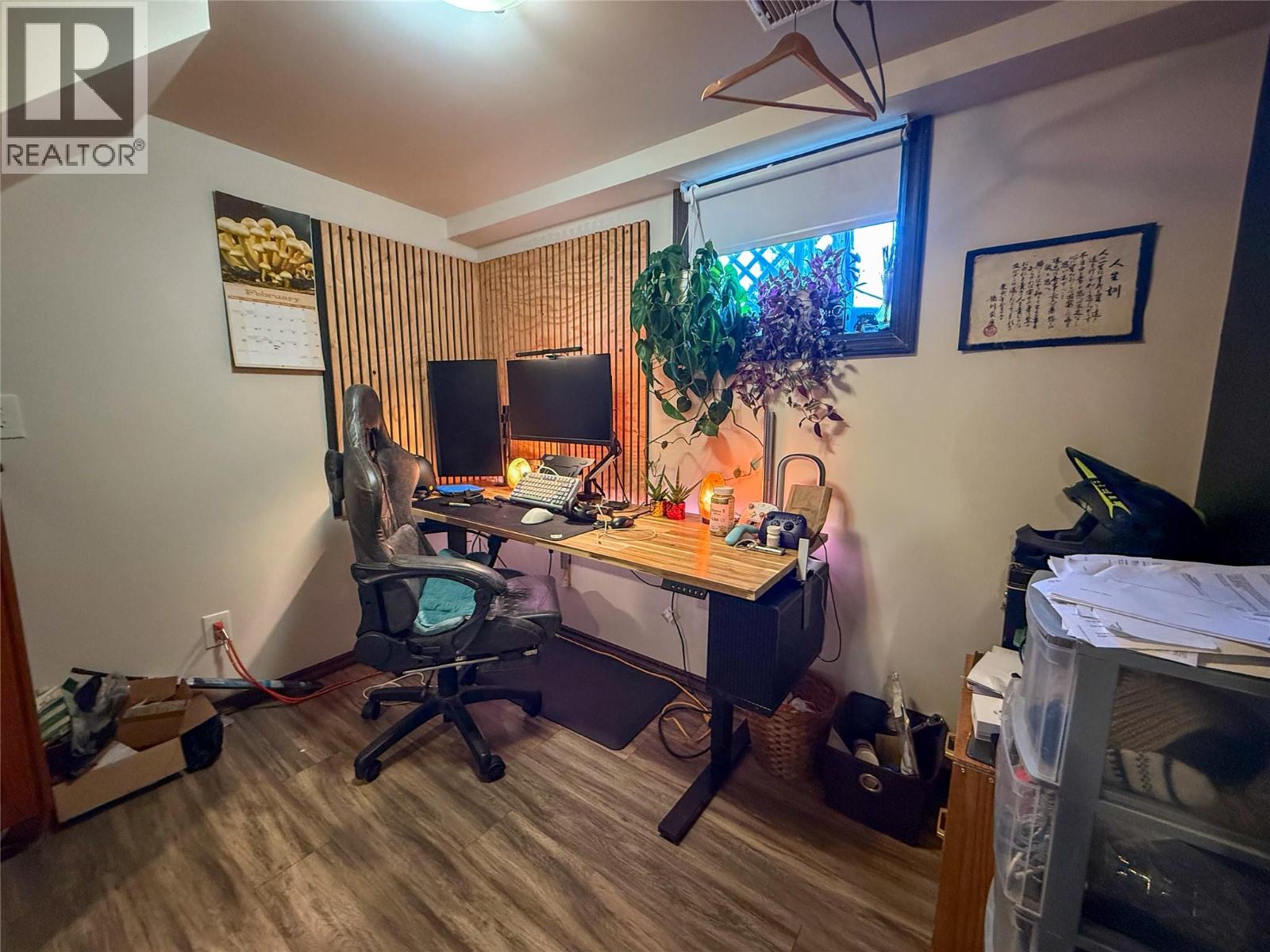 2533 Columbia Avenue, Castlegar