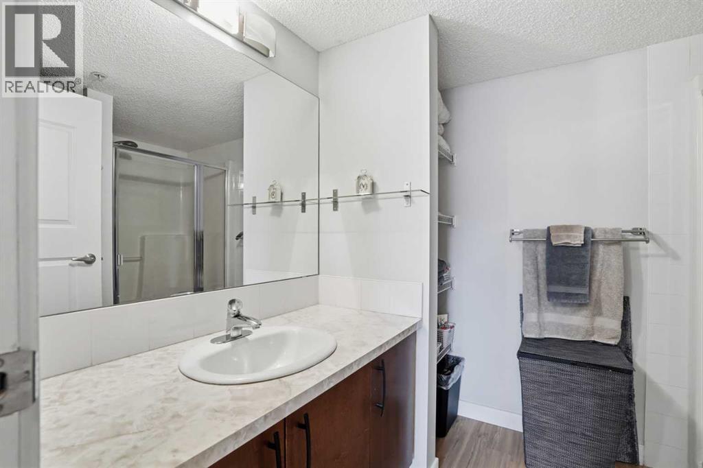 Single Family House for Sale in   Country Village Circle NE Country Hills Village Calgary 