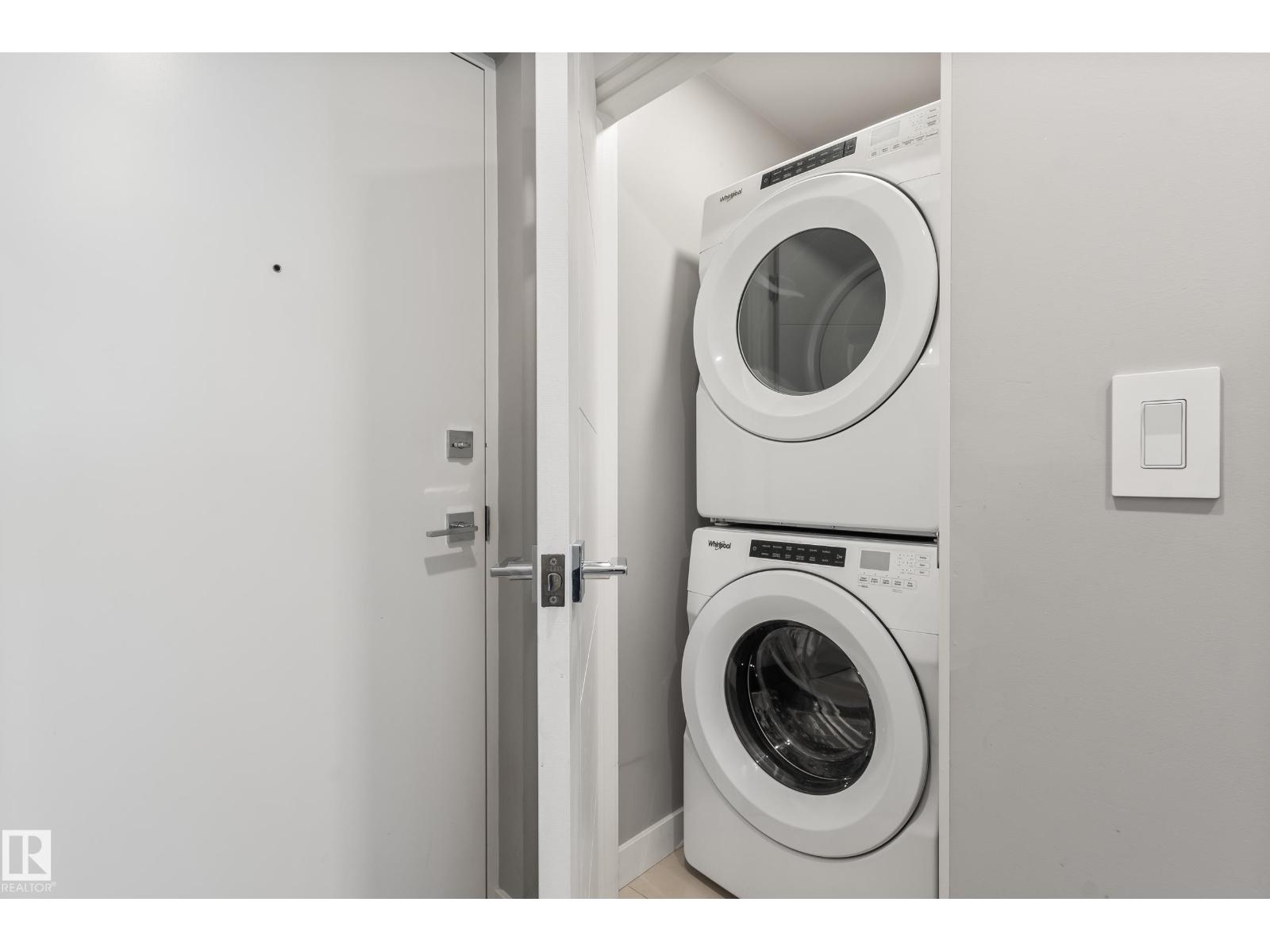 #2303 10180 103 ST NW - 25