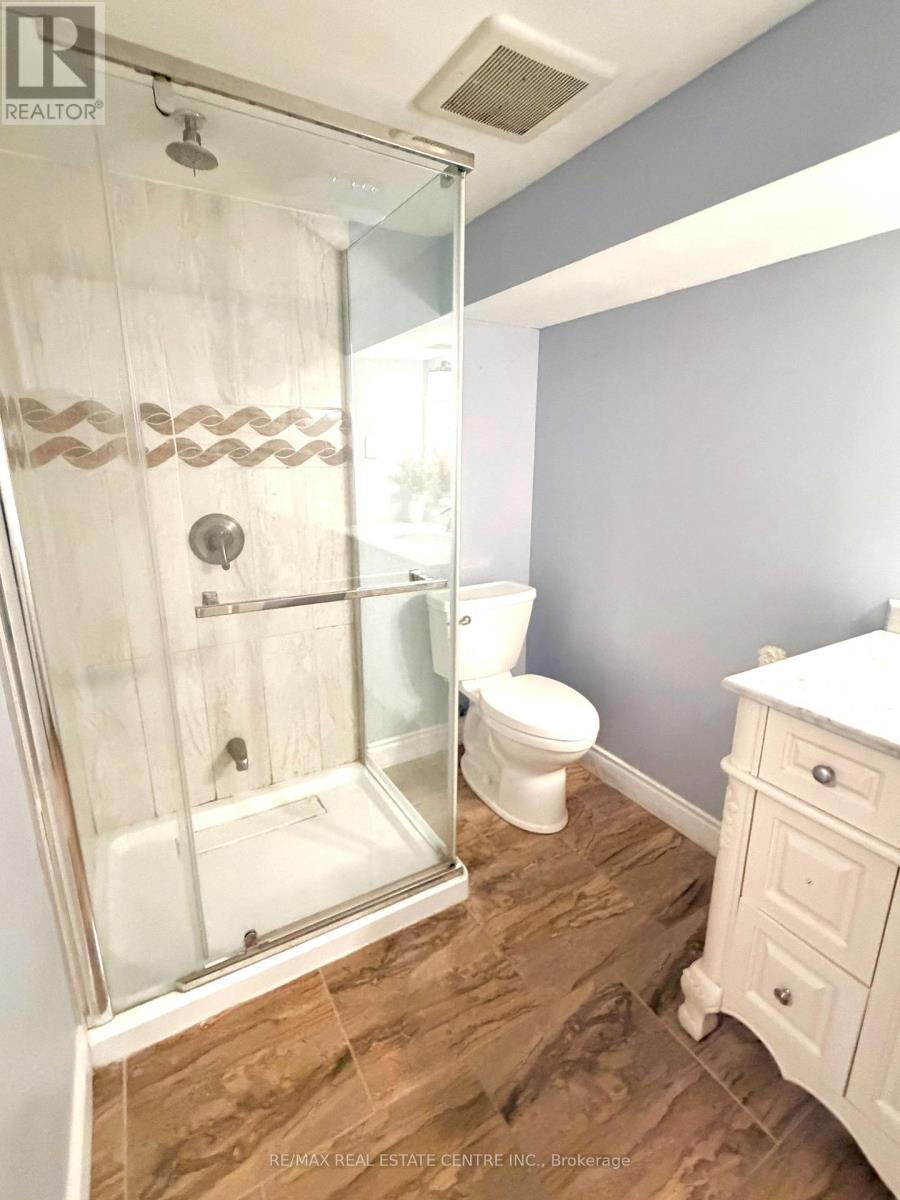 #17 2755 WINDWOOD DRIVE - 22