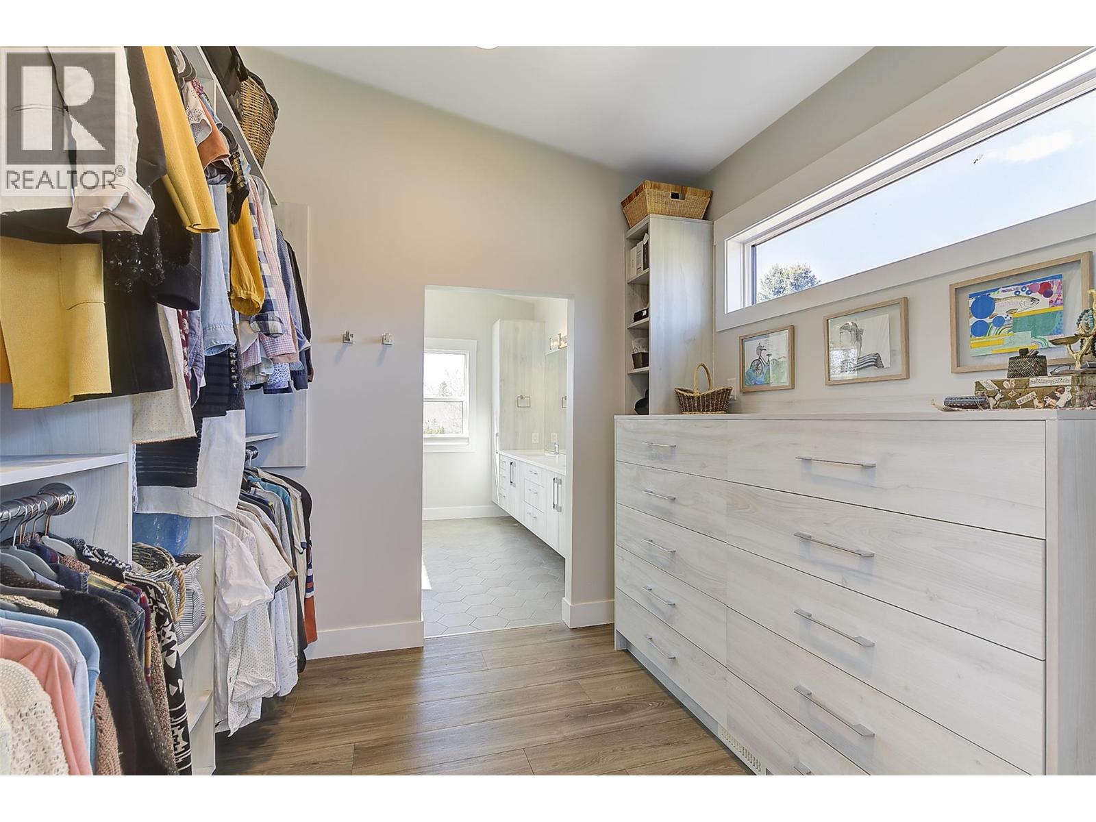  4354 Kensington Drive, Kelowna