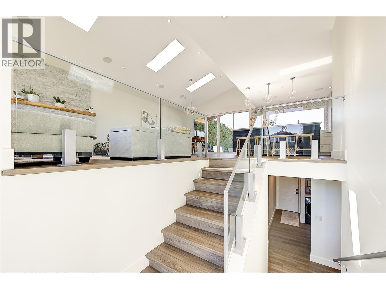  4354 Kensington Drive, Kelowna