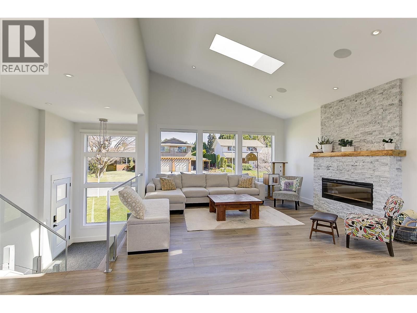  4354 Kensington Drive, Kelowna