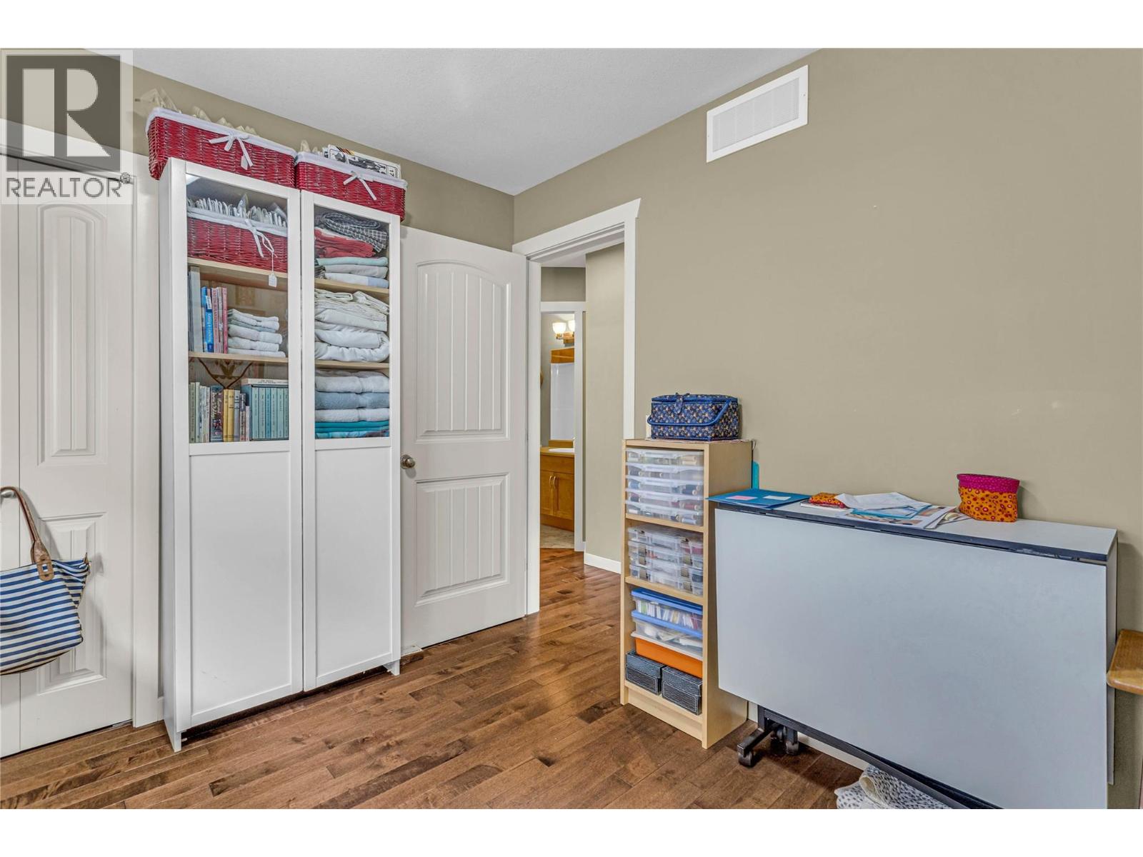  607 Lefevere Avenue, Kelowna