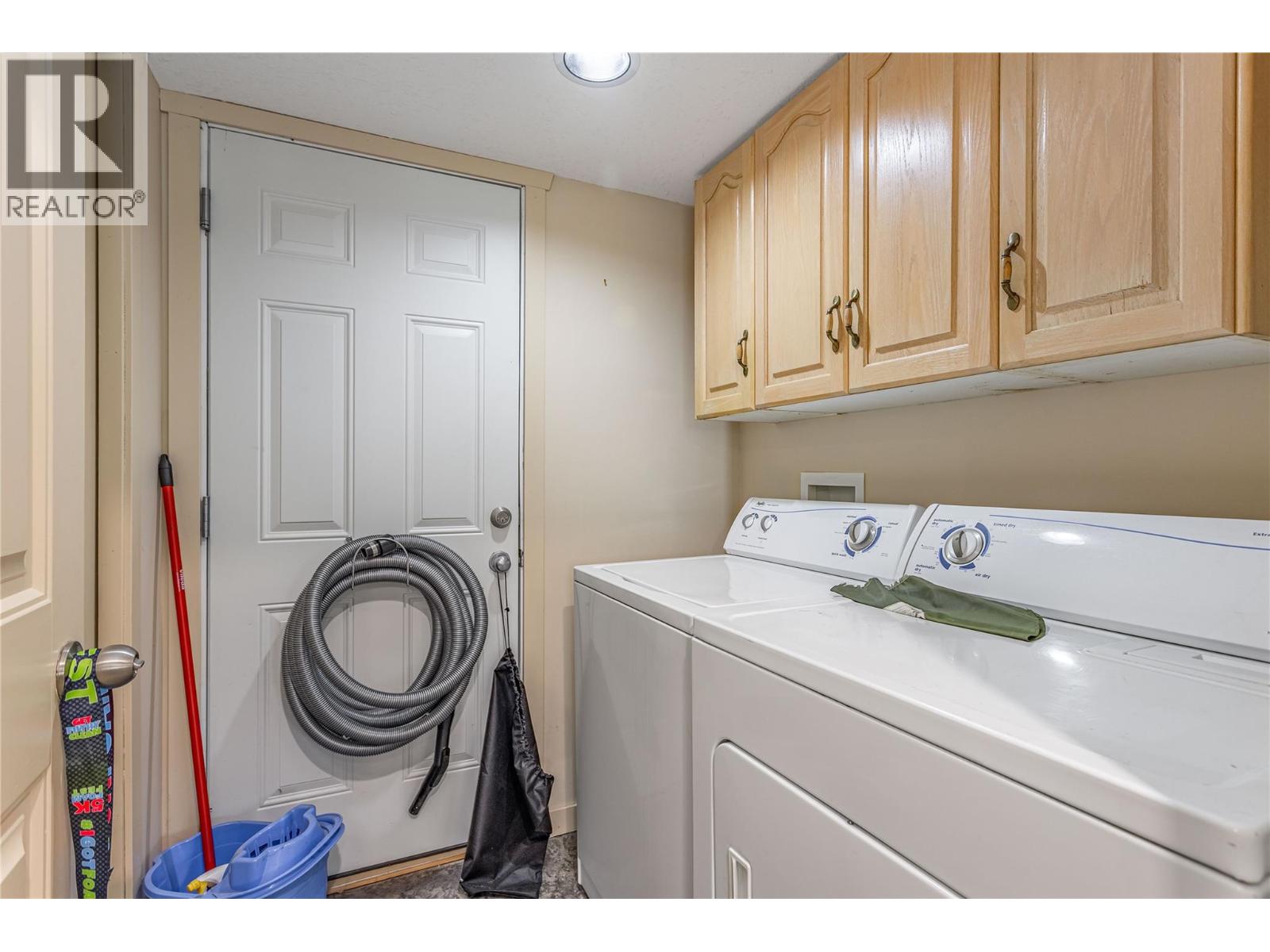  607 Lefevere Avenue, Kelowna