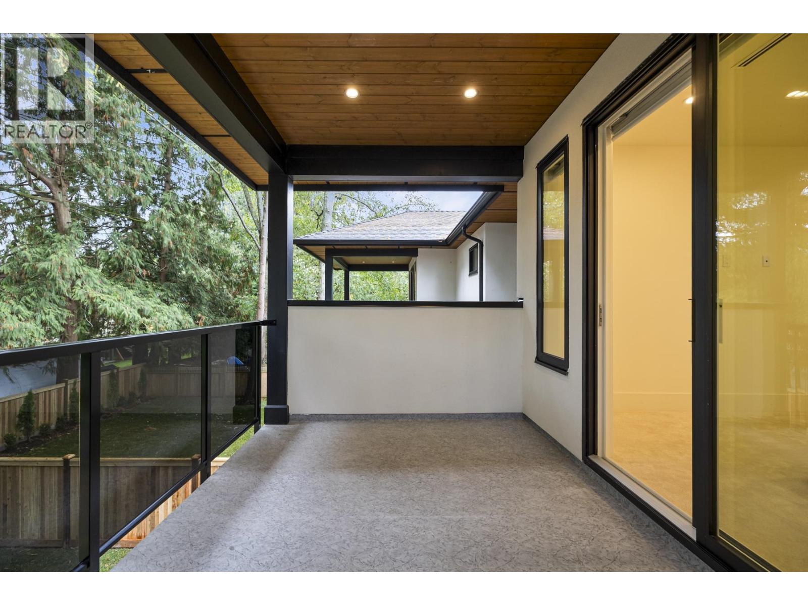 5668 10A Avenue, Delta