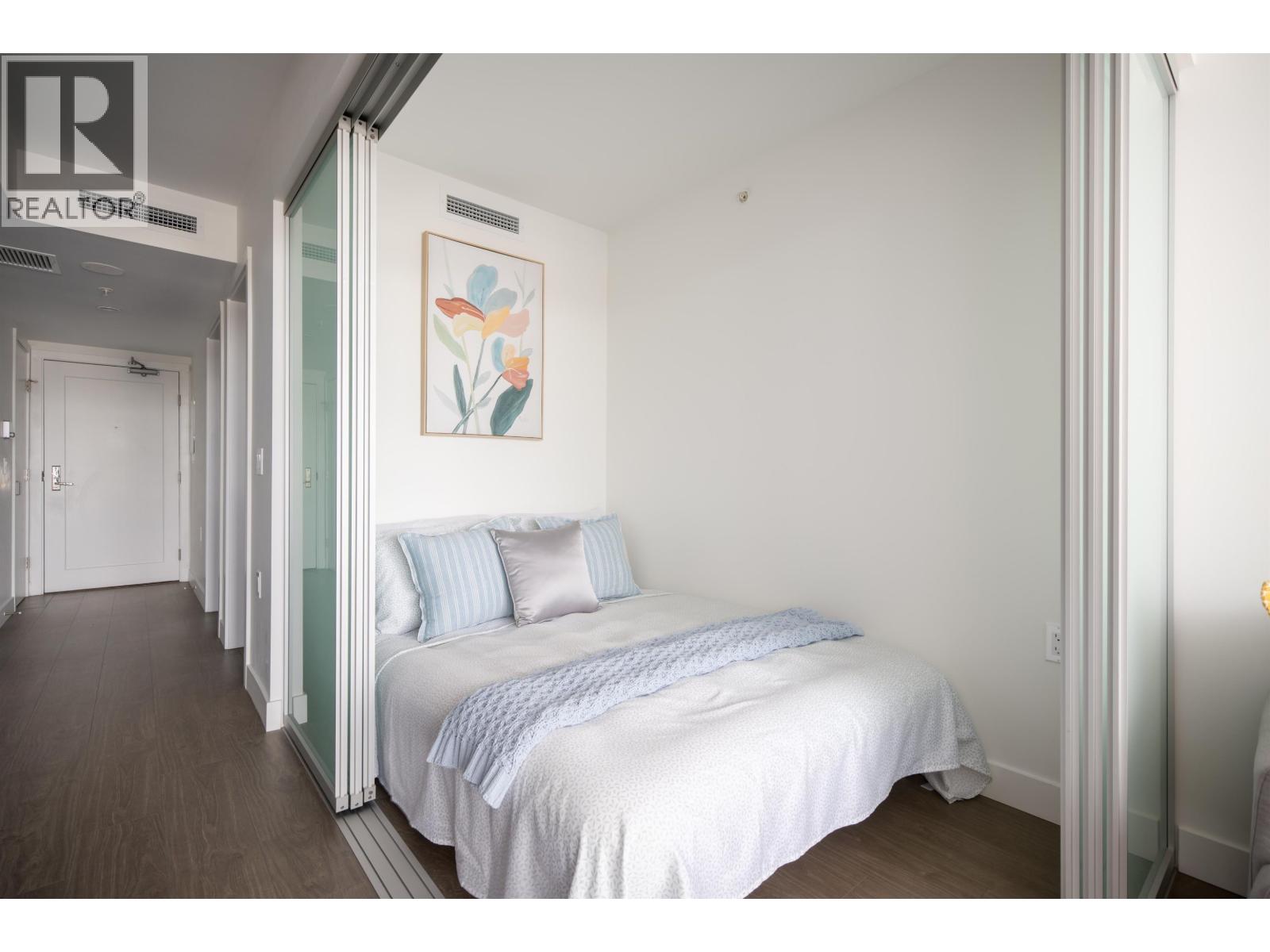 625 8133 COOK ROAD, Richmond