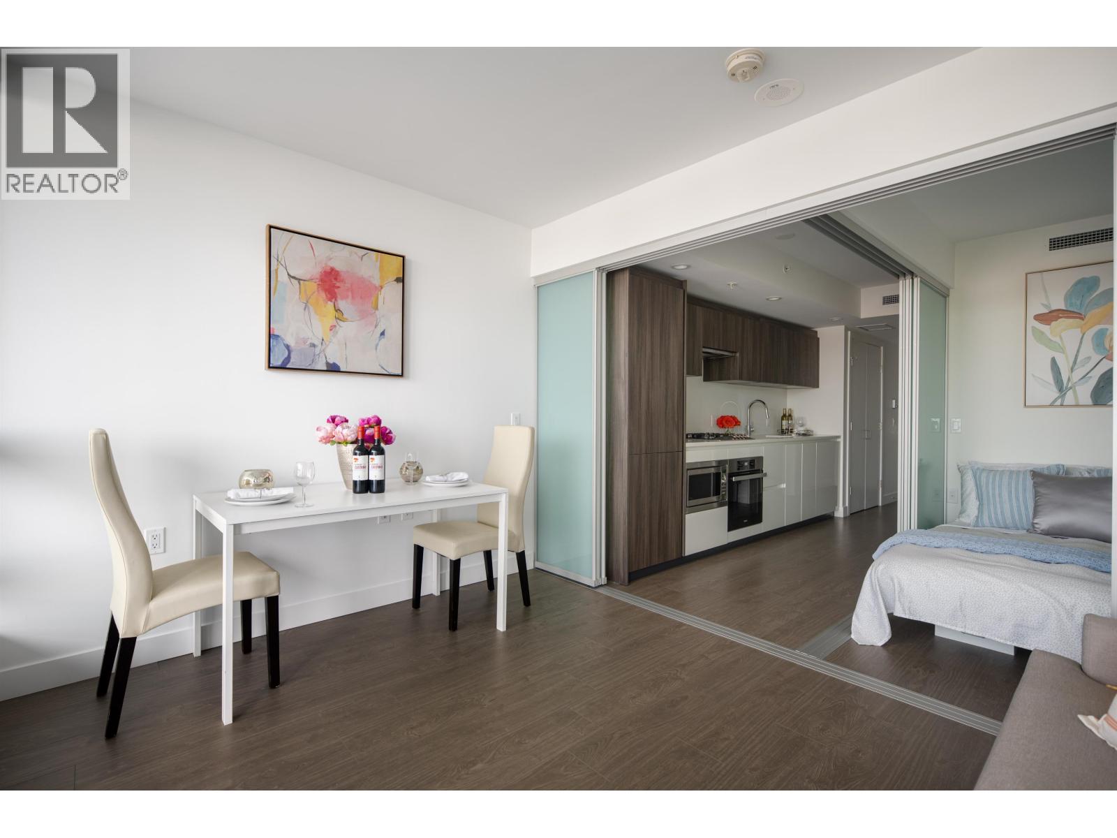 625 8133 COOK ROAD, Richmond