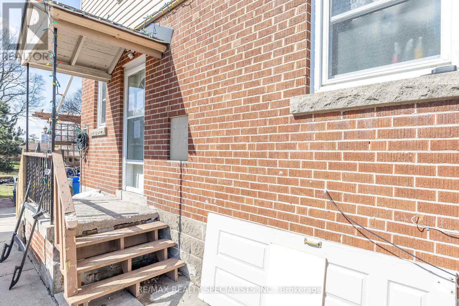 970 CONCESSION STREET - 18